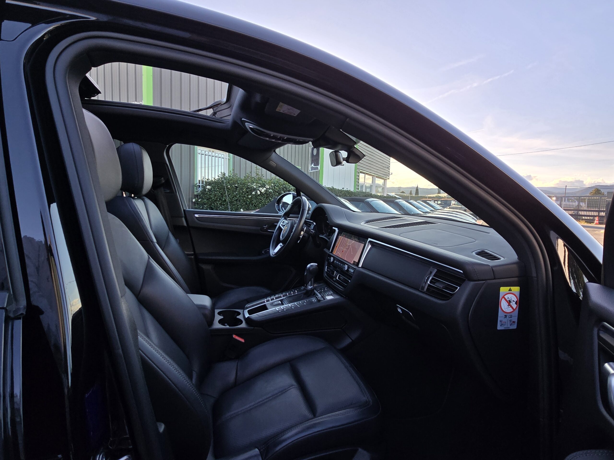 Photo PORSCHE MACAN 2.0 245CH PDK KEYLESS/BOSE/TOIT PANO