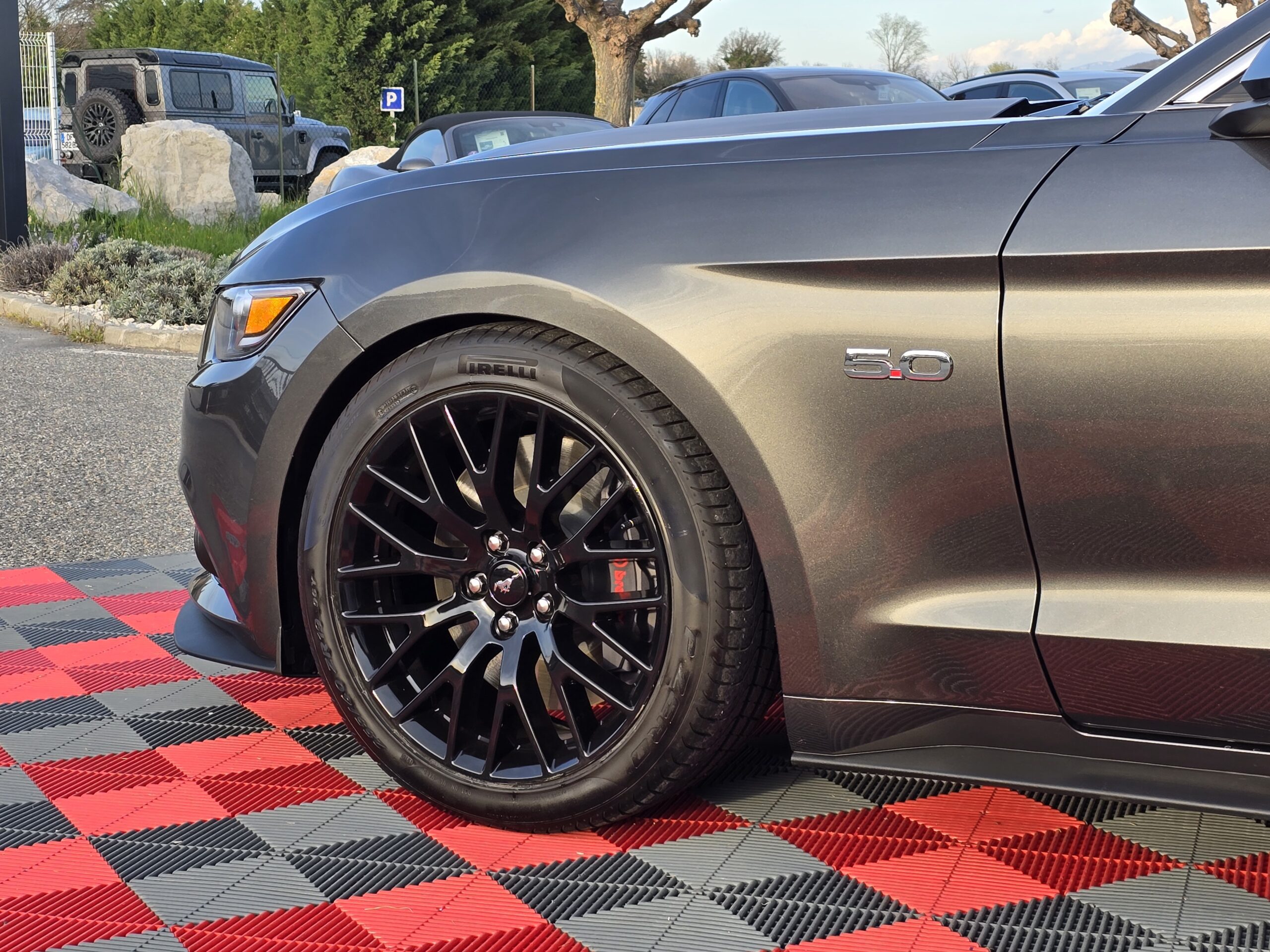 Photo Ford Mustang Fastback GT 5.0l V8 421 Premium Echappement Borla