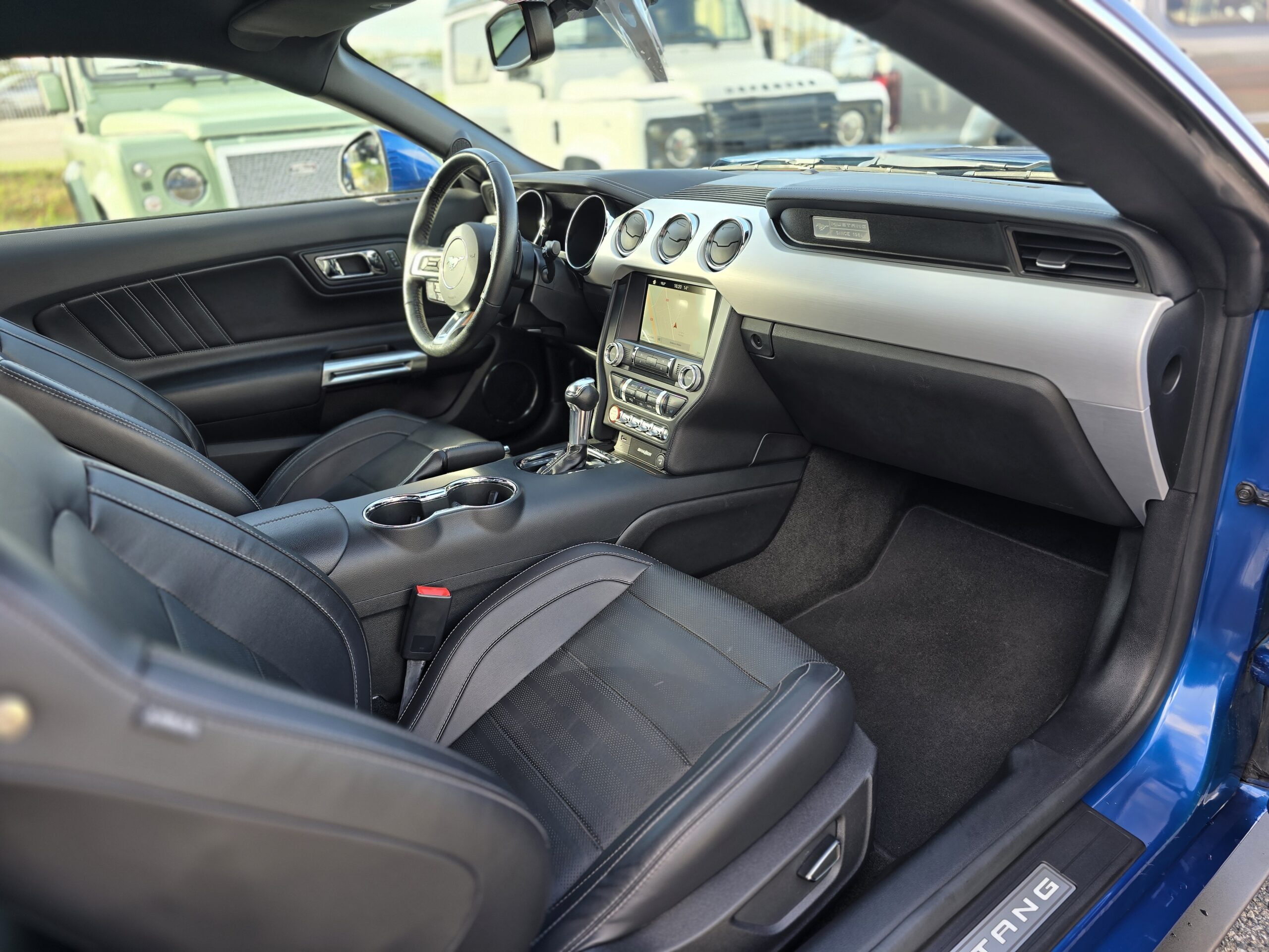 Photo Ford Mustang Fastback Gt 5.0l V8 421 Premium