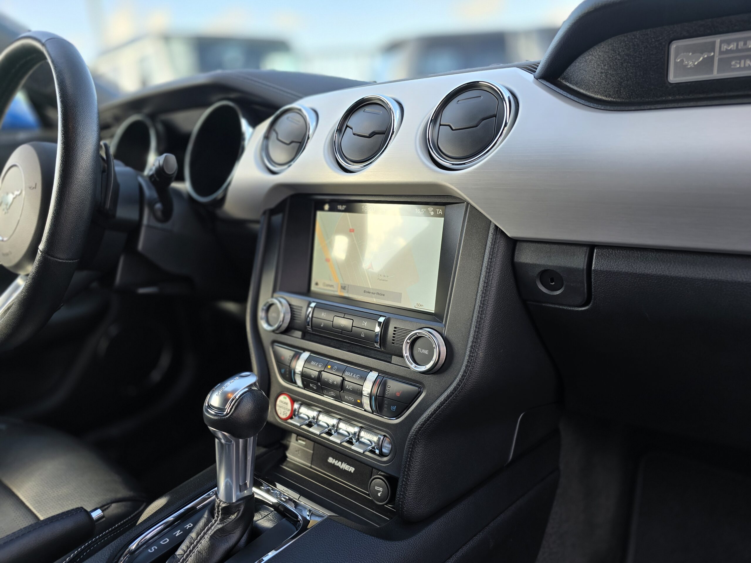 Photo Ford Mustang Fastback Gt 5.0l V8 421 Premium