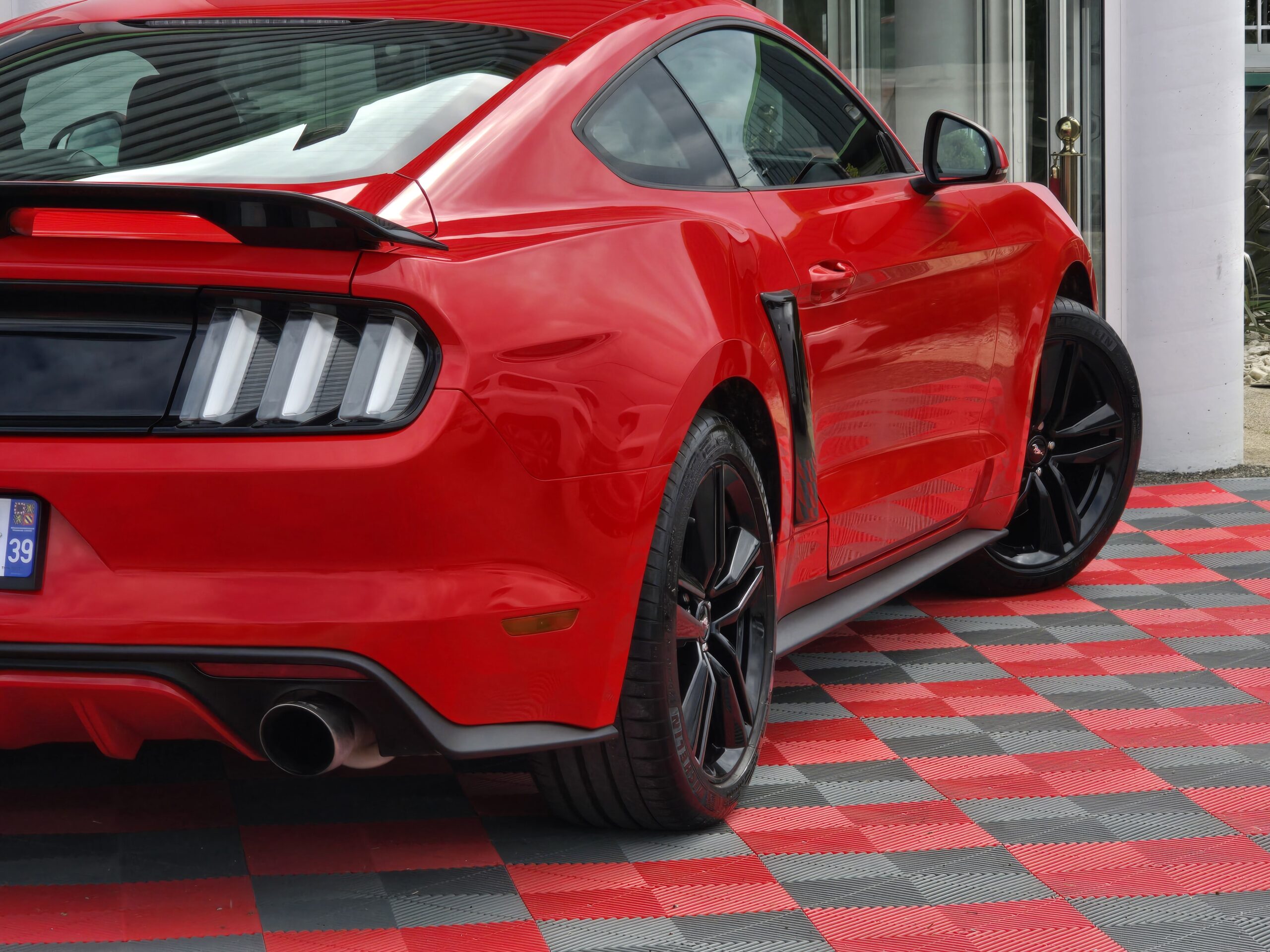 Photo Ford Mustang Fastback 2.3 Ecoboost 317 - Origine France - Pas de malus