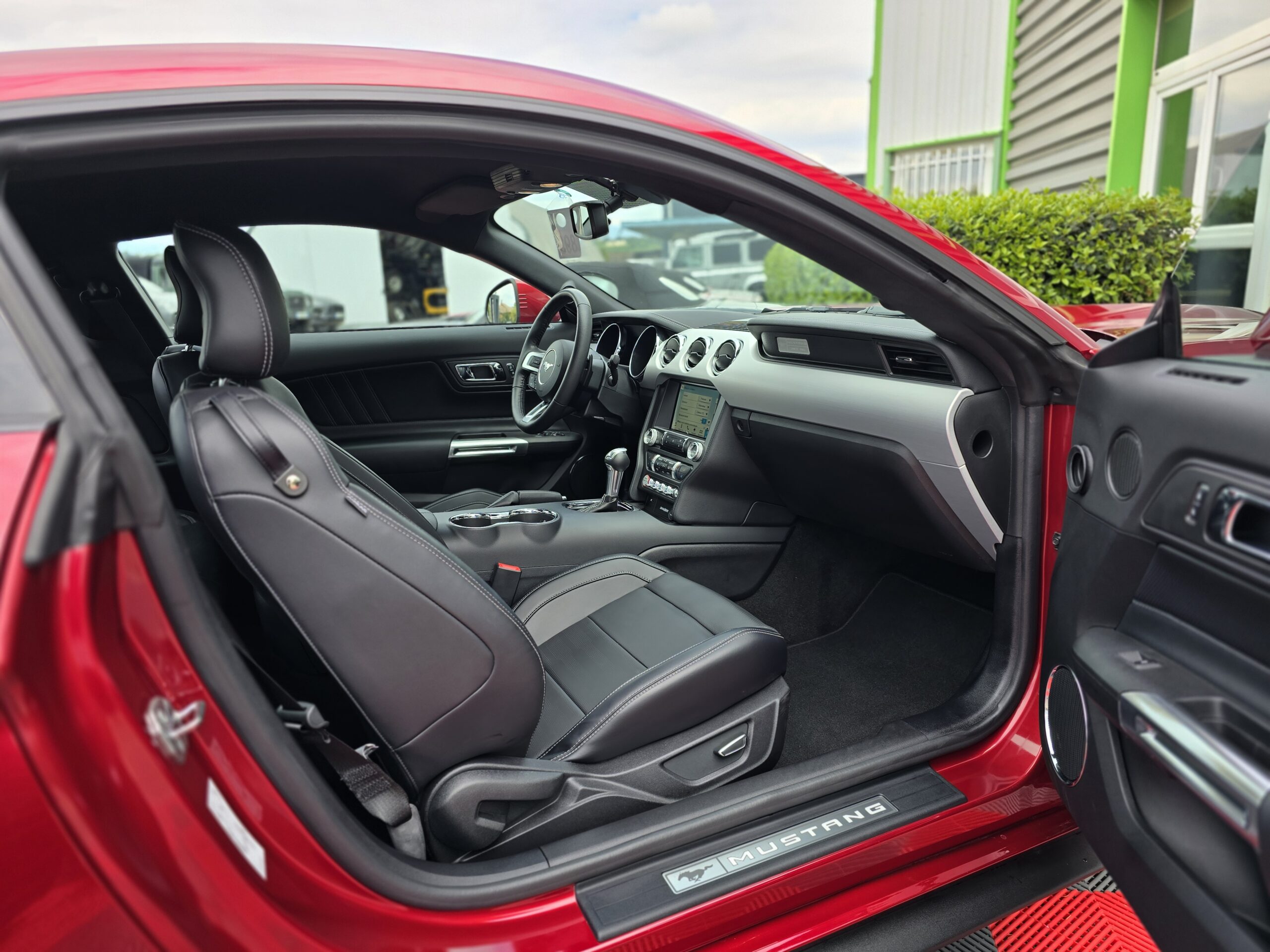 Photo Ford Mustang Fastback GT 5.0l V8 421 Premium