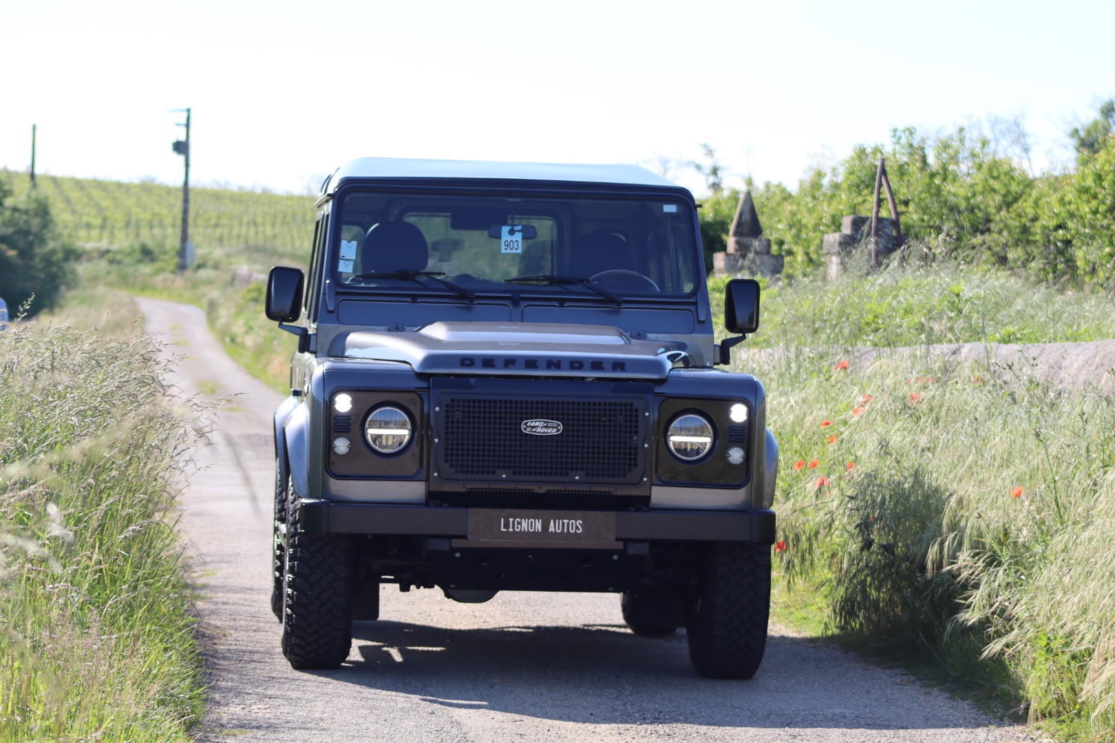 Photo Land Rover Defender 90 td4 Hard Top 2 places