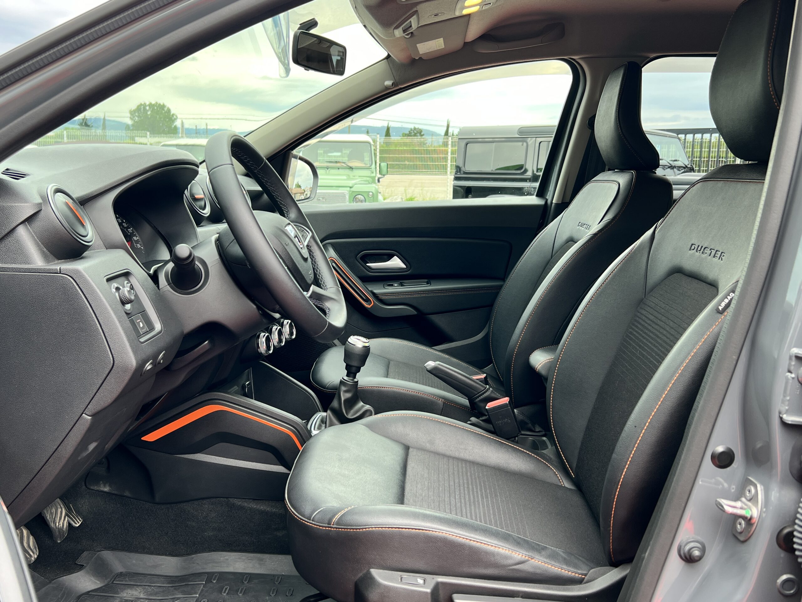 Photo Dacia Duster Extreme Blue dCi 115 4x4 Équipé