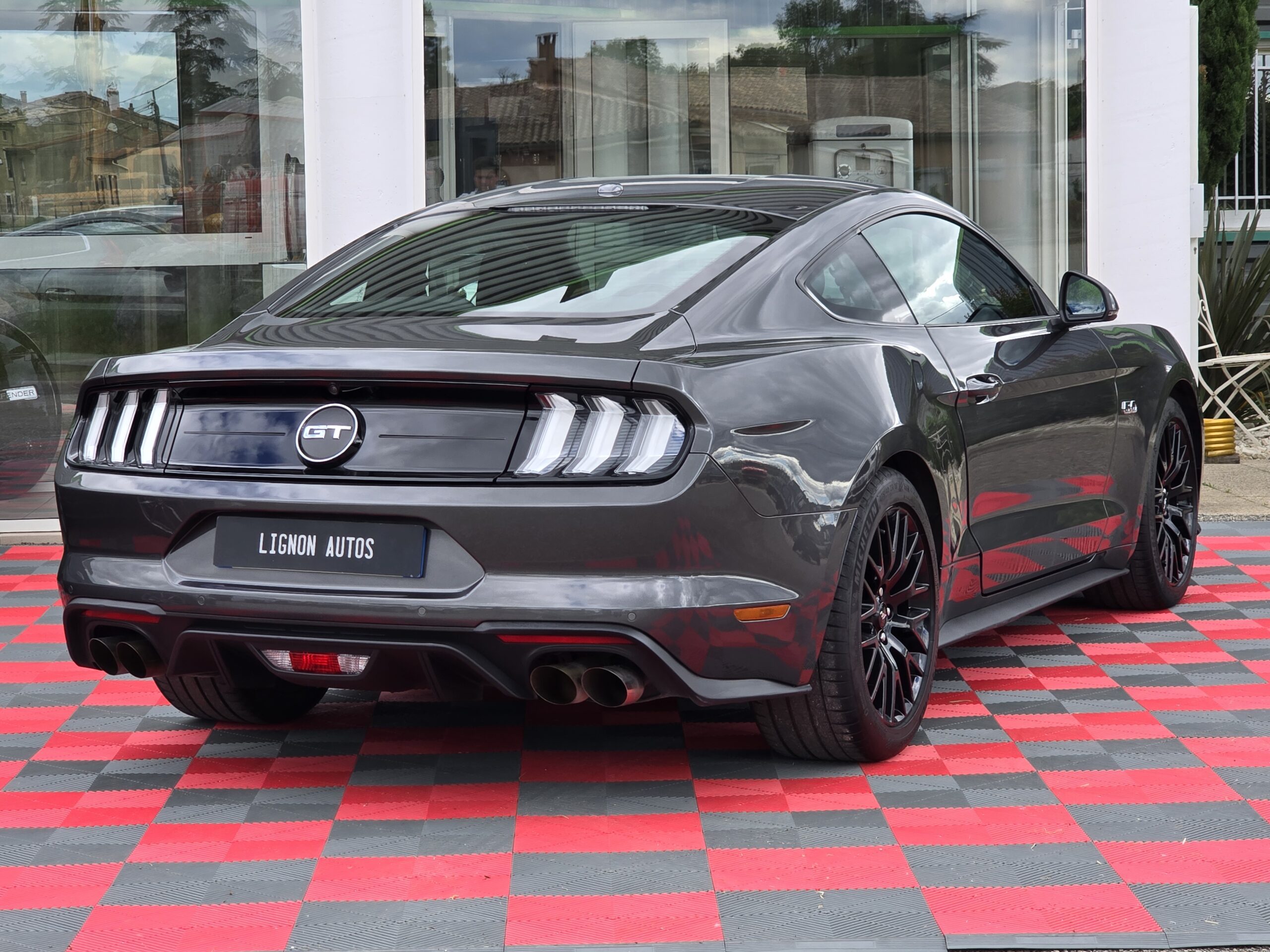 Photo Ford Mustang V8 Fastback Gt 450ch Bva10 Premium