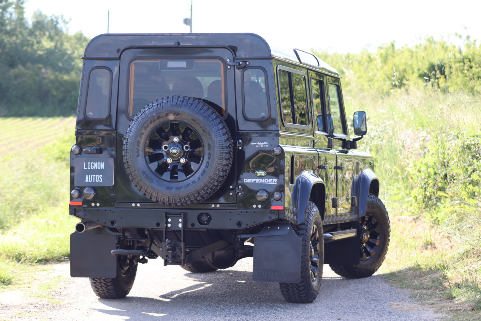 Photo Land Rover Defender 110 td4 2.4 7 places