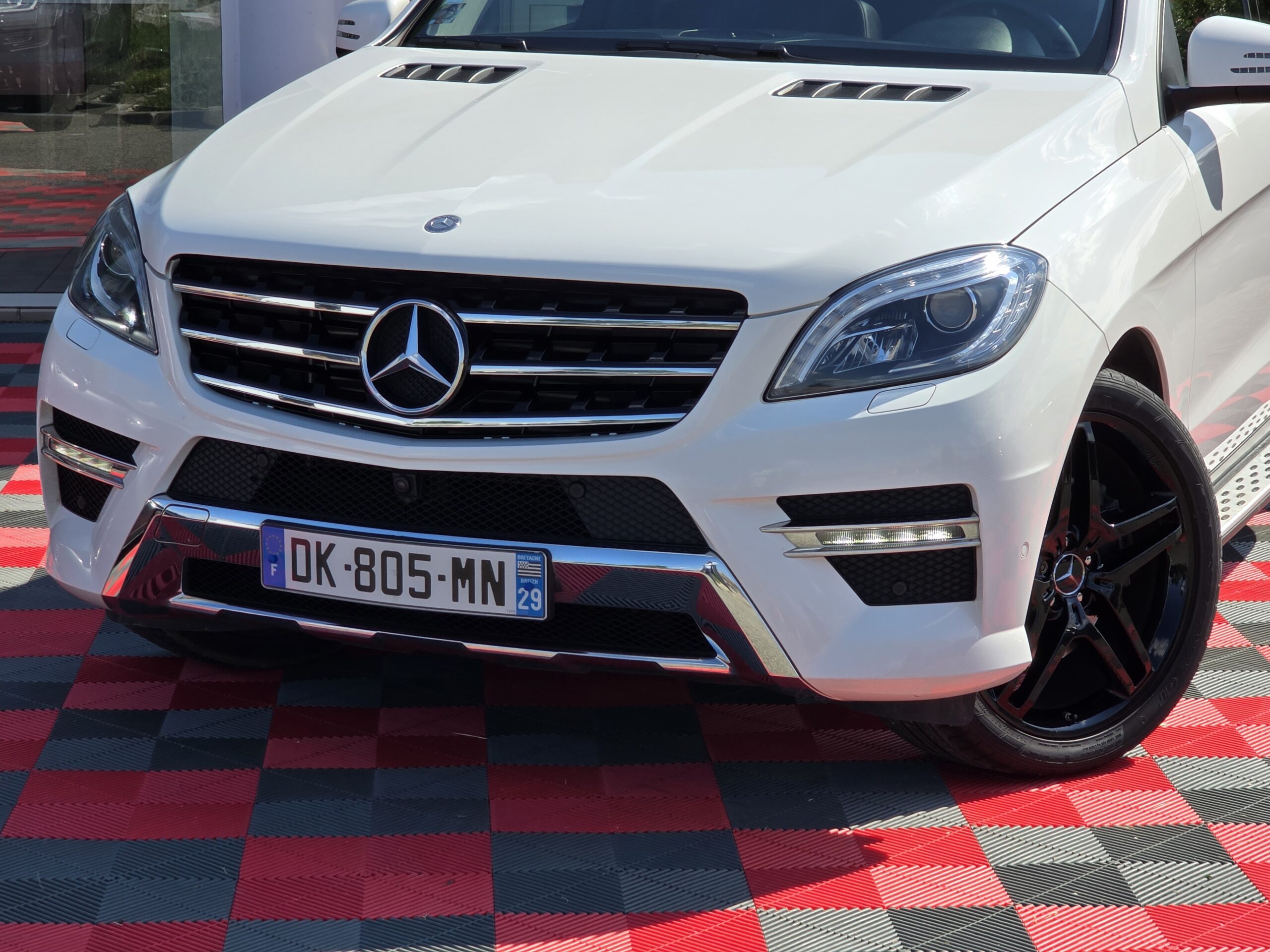 Photo Mercedes Classe M ML 350 BlueTEC 258ch BVA 7G-Tronic Pack AMG