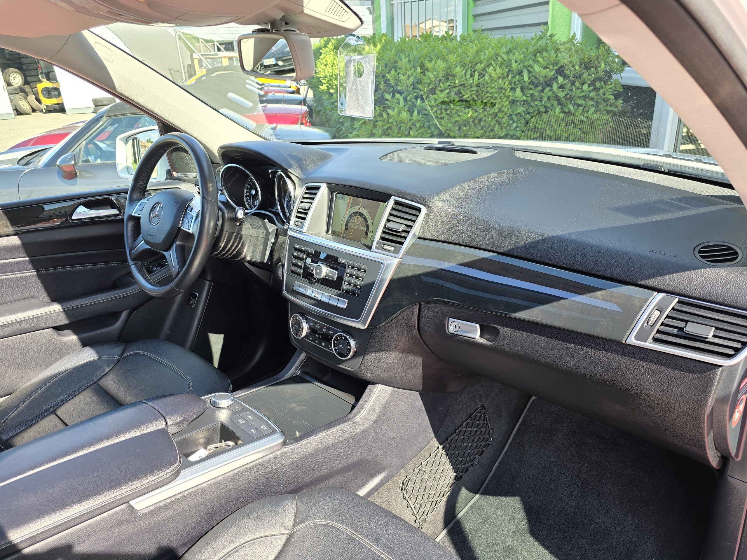 Photo Mercedes Classe M ML 350 BlueTEC 258ch BVA 7G-Tronic Pack AMG