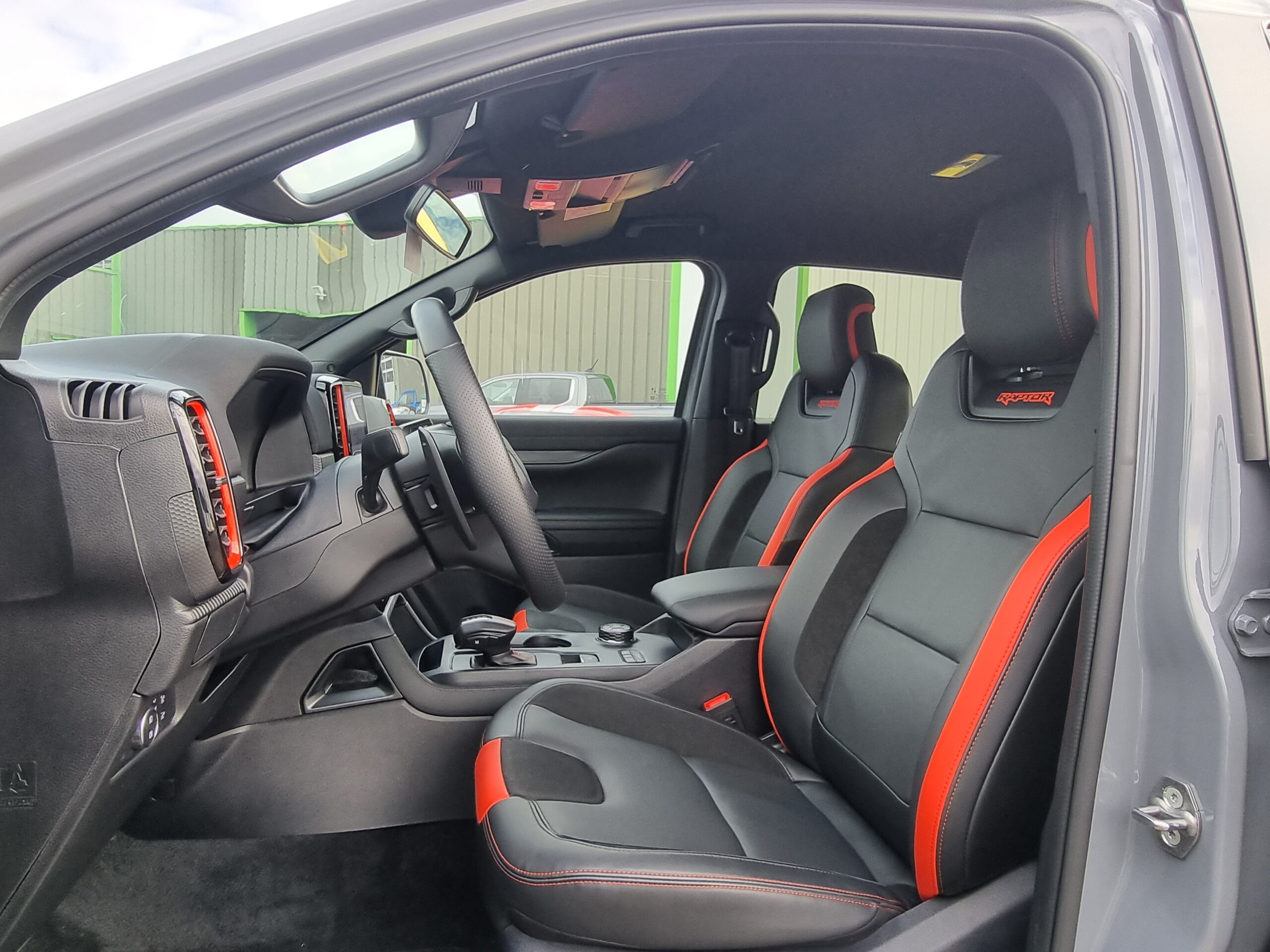Photo Ford Ranger Raptor 3.0l Ecoboost V6 292cv NEUF PAS DE MALUS TVA RECUPERABLE Garantie 5 ans