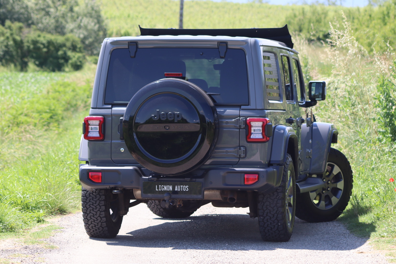 Photo Jeep Wrangler JL 2.0 T 272CH Unlimited Overland / Echappement Sport / Attelage