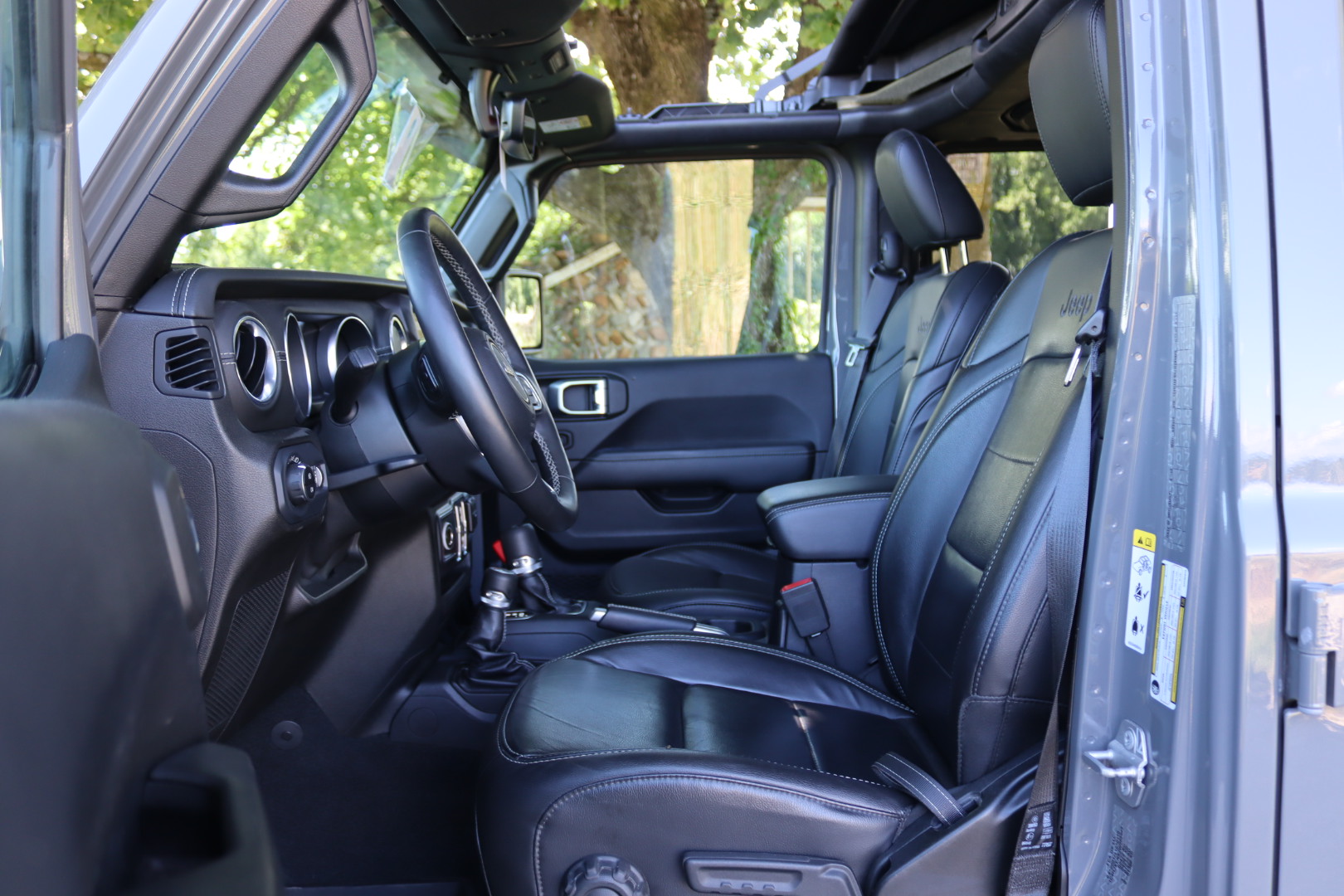 Photo Jeep Wrangler JL 2.0 T 272CH Unlimited Overland / Echappement Sport / Attelage