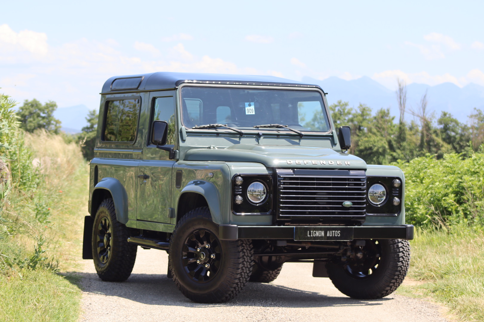 Land Rover Defender 90 td4 SW "SE" 4 Places