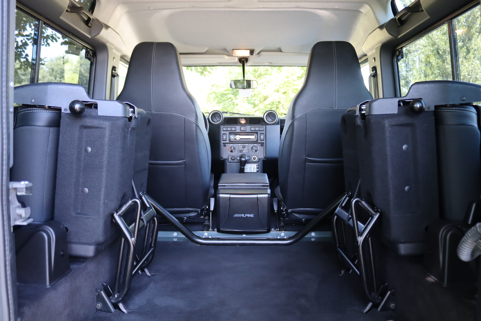 Photo Land Rover Defender 90 td4 SW "SE" 4 Places