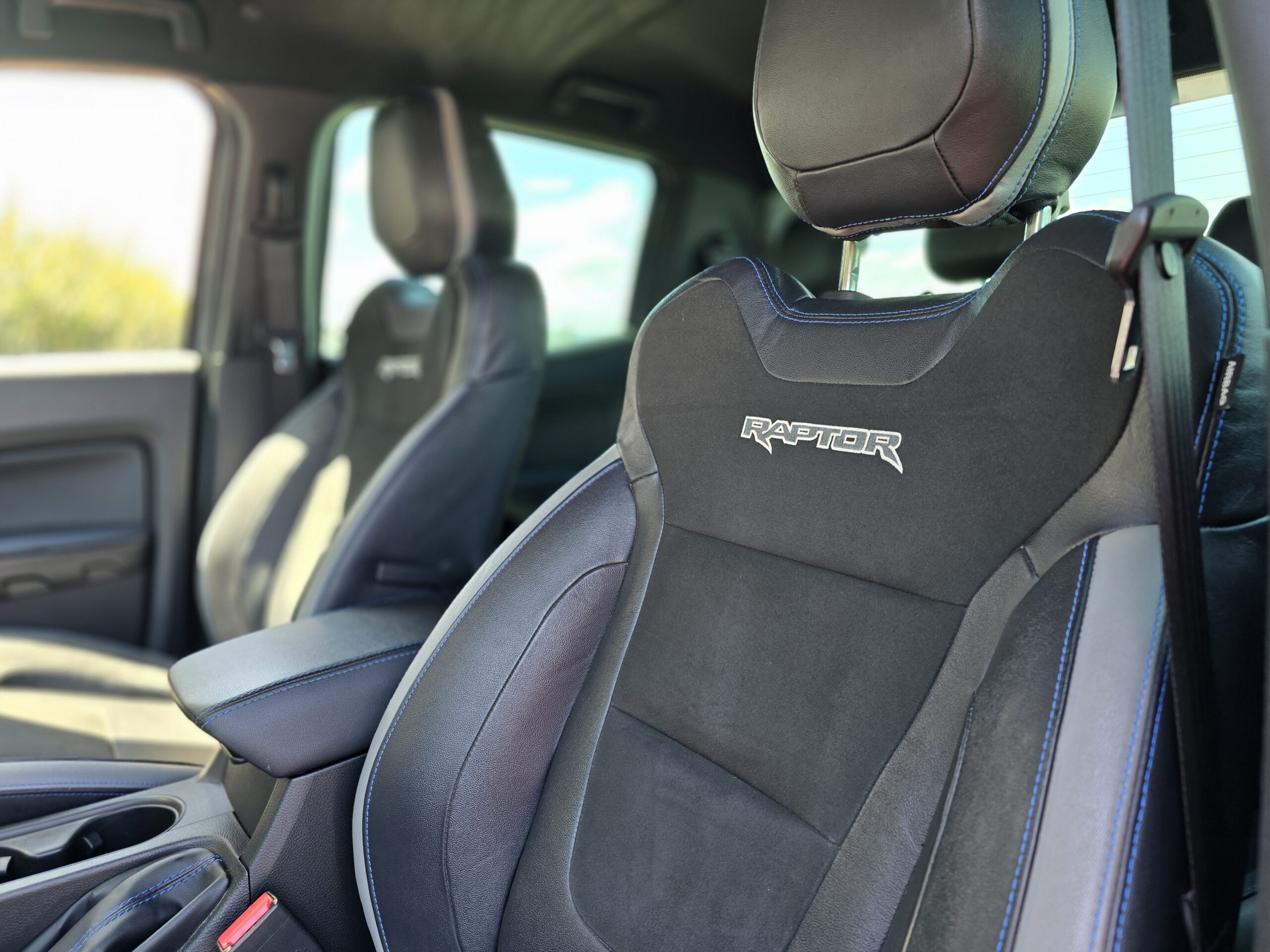 Photo Ford Ranger Raptor Double Cabine 2.0 TDCi 213 EcoBlue BVA10 + Chauffage Webastoo