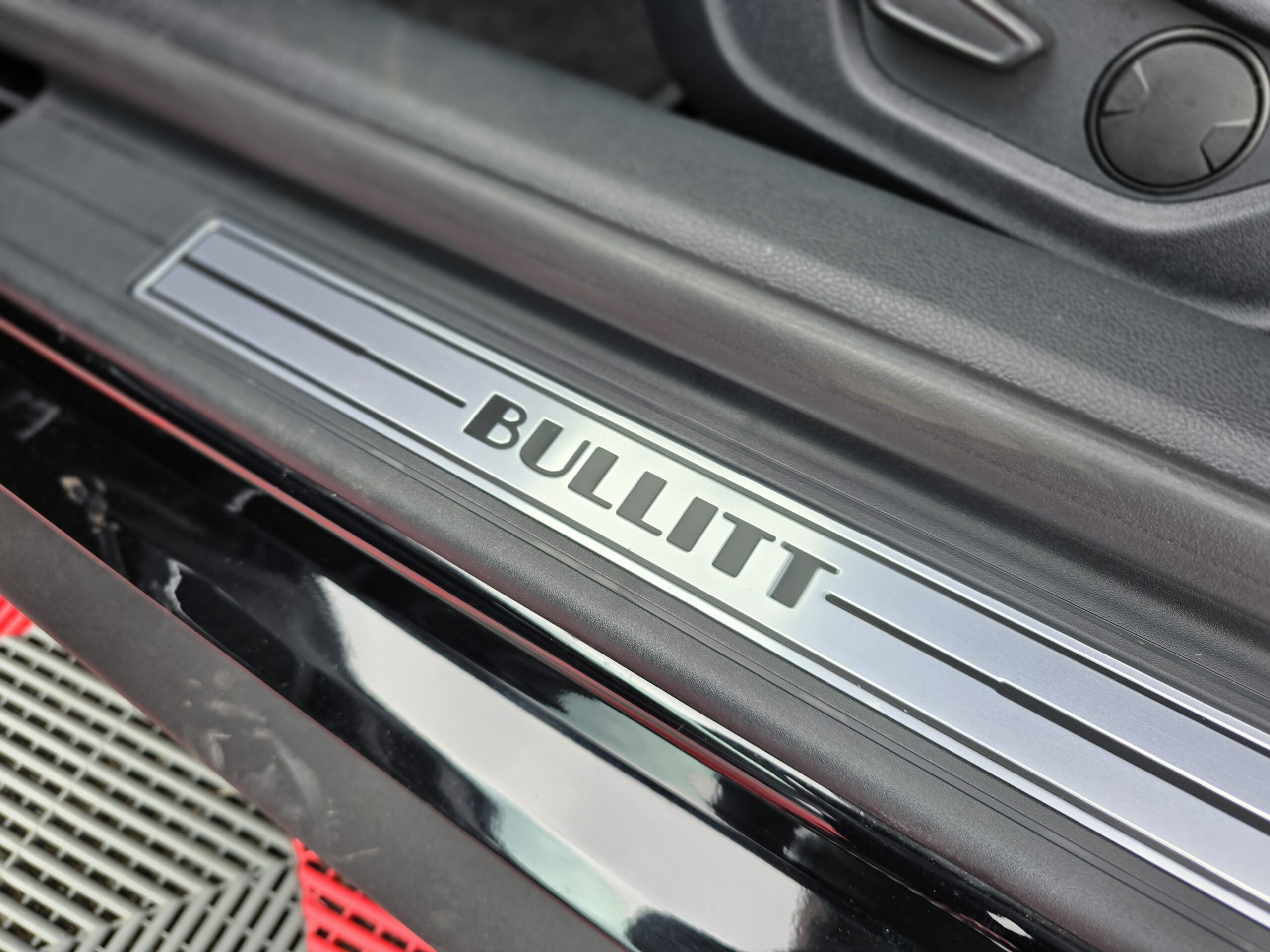 Photo Ford Mustang Bullitt Gt 5.0l V8 460 CV avec Magneride