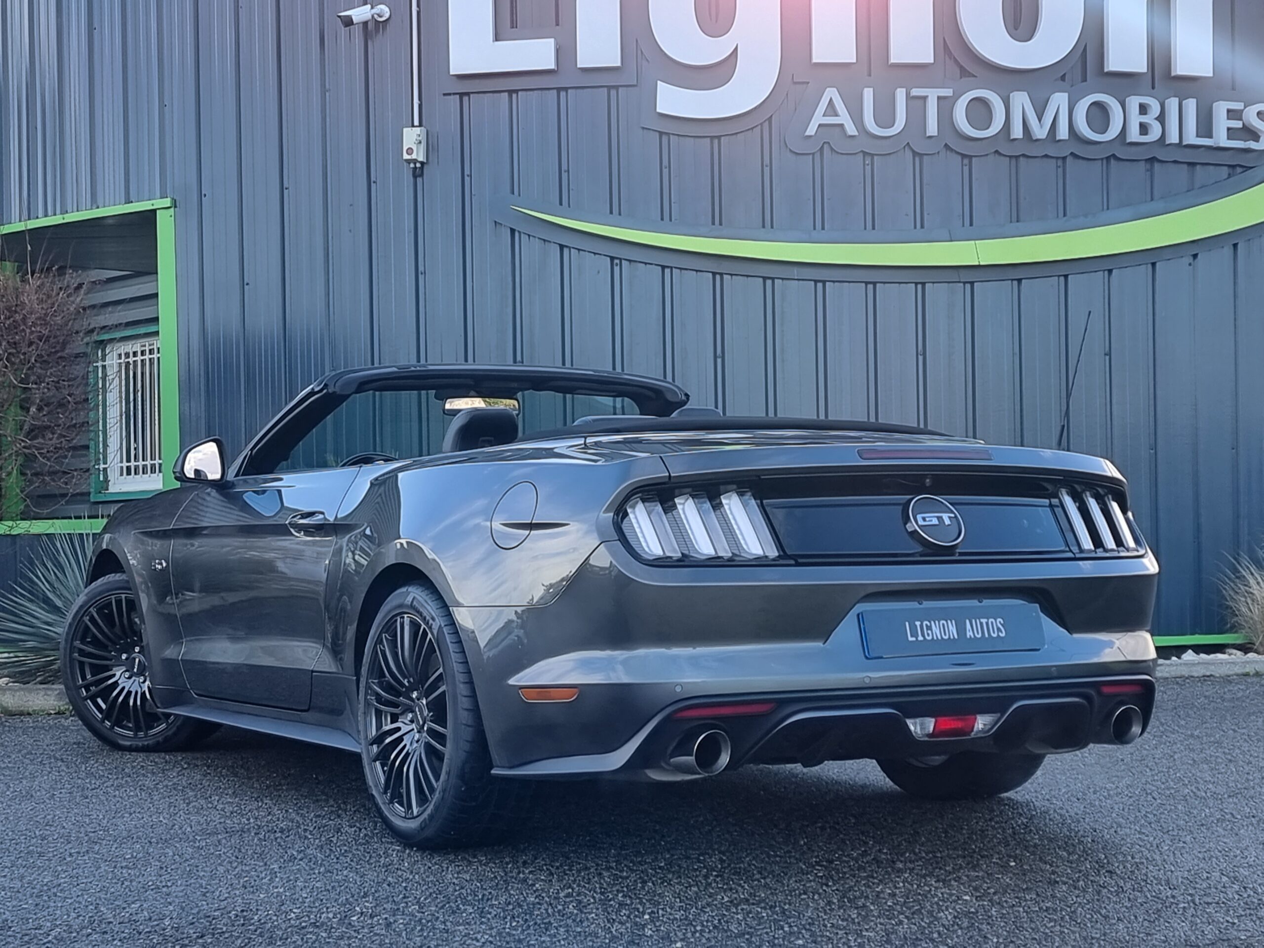 Photo Ford Mustang Cabriolet V8 5.0 421 ch Premium Immat France Échappement Ford Performance