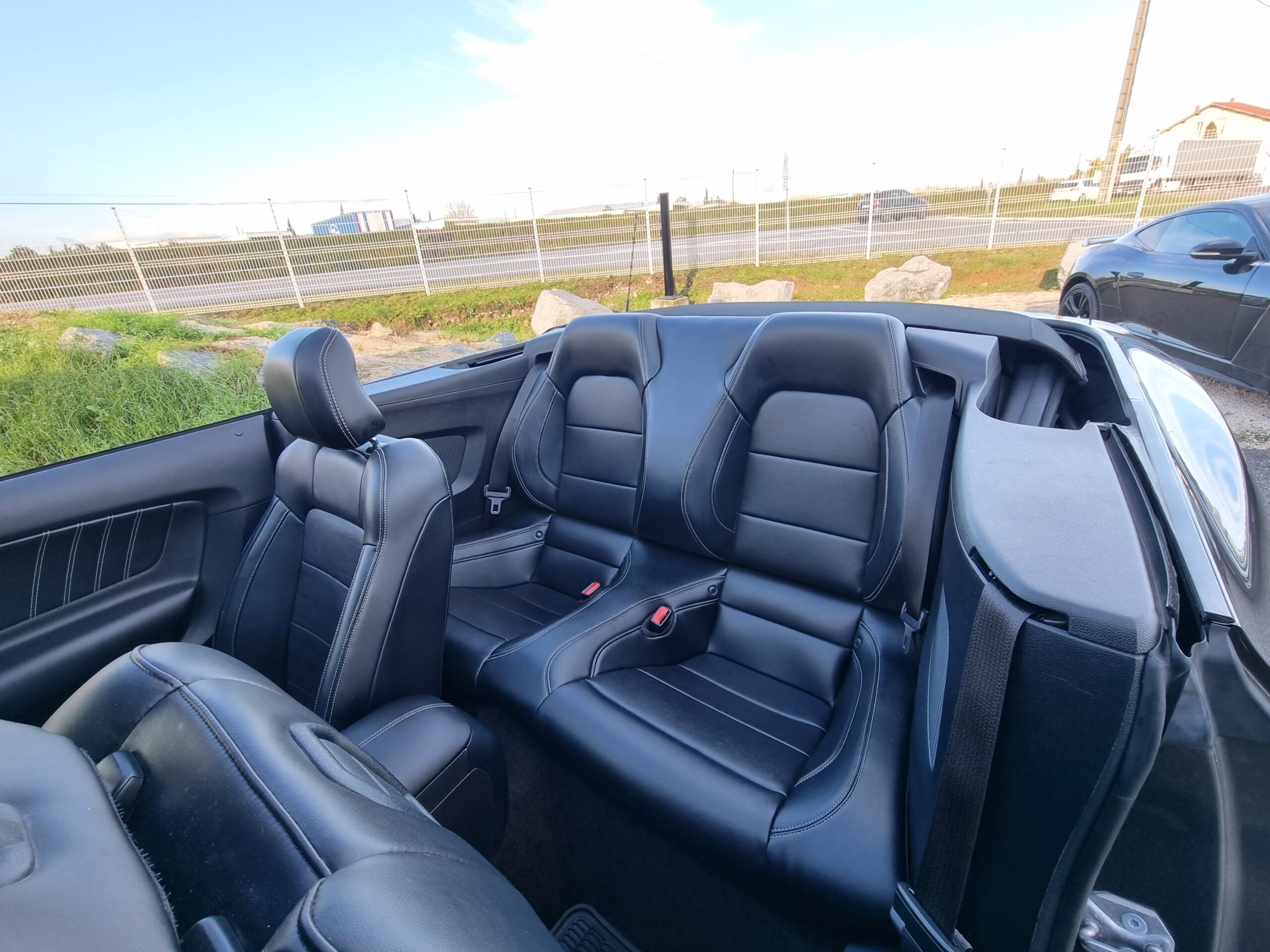 Photo Ford Mustang Cabriolet V8 5.0 421 ch Premium Immat France Échappement Ford Performance