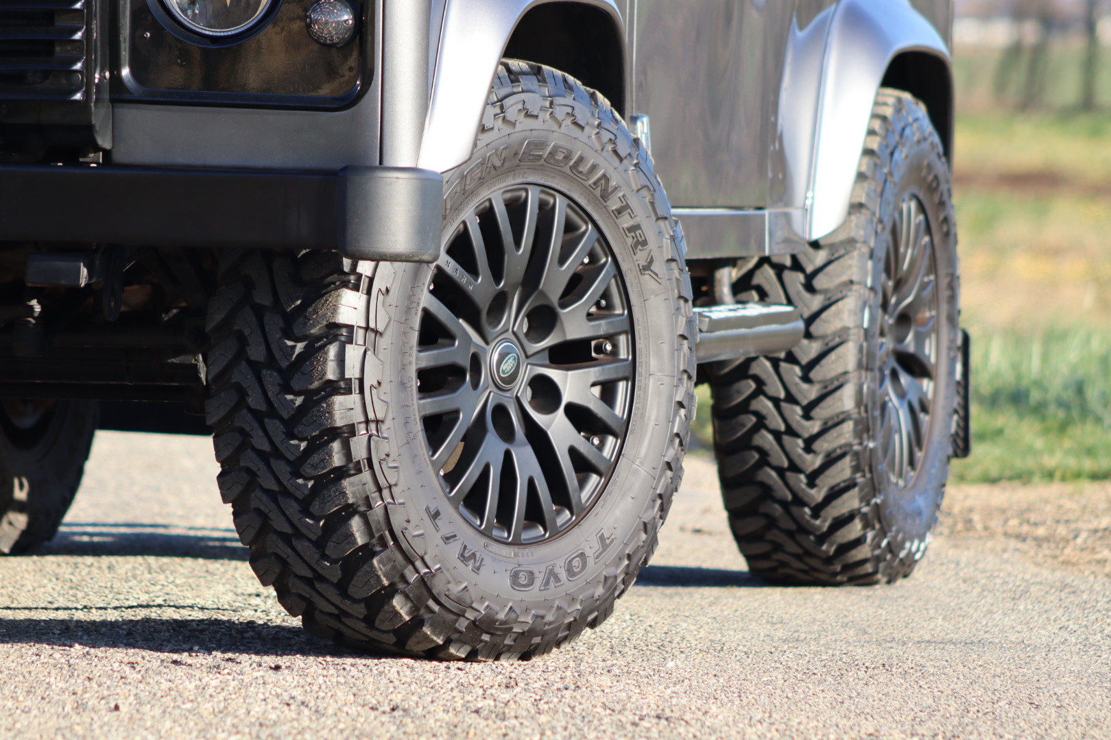 Photo LAND ROVER DEFENDER 90 TD4 SW 2.2 4 PLACES "SE" FULL OPTIONS