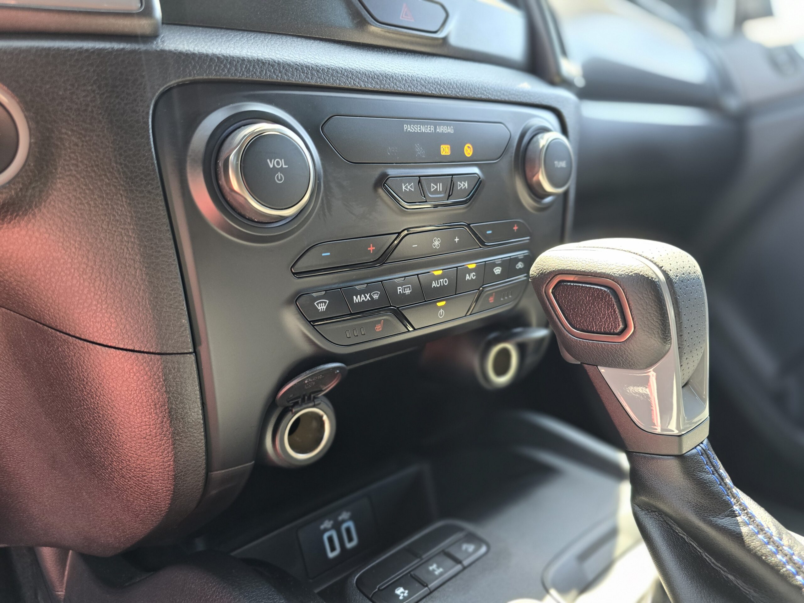 Photo Ford Ranger Raptor Double Cabine 2.0 TDCi 213 EcoBlue BVA10