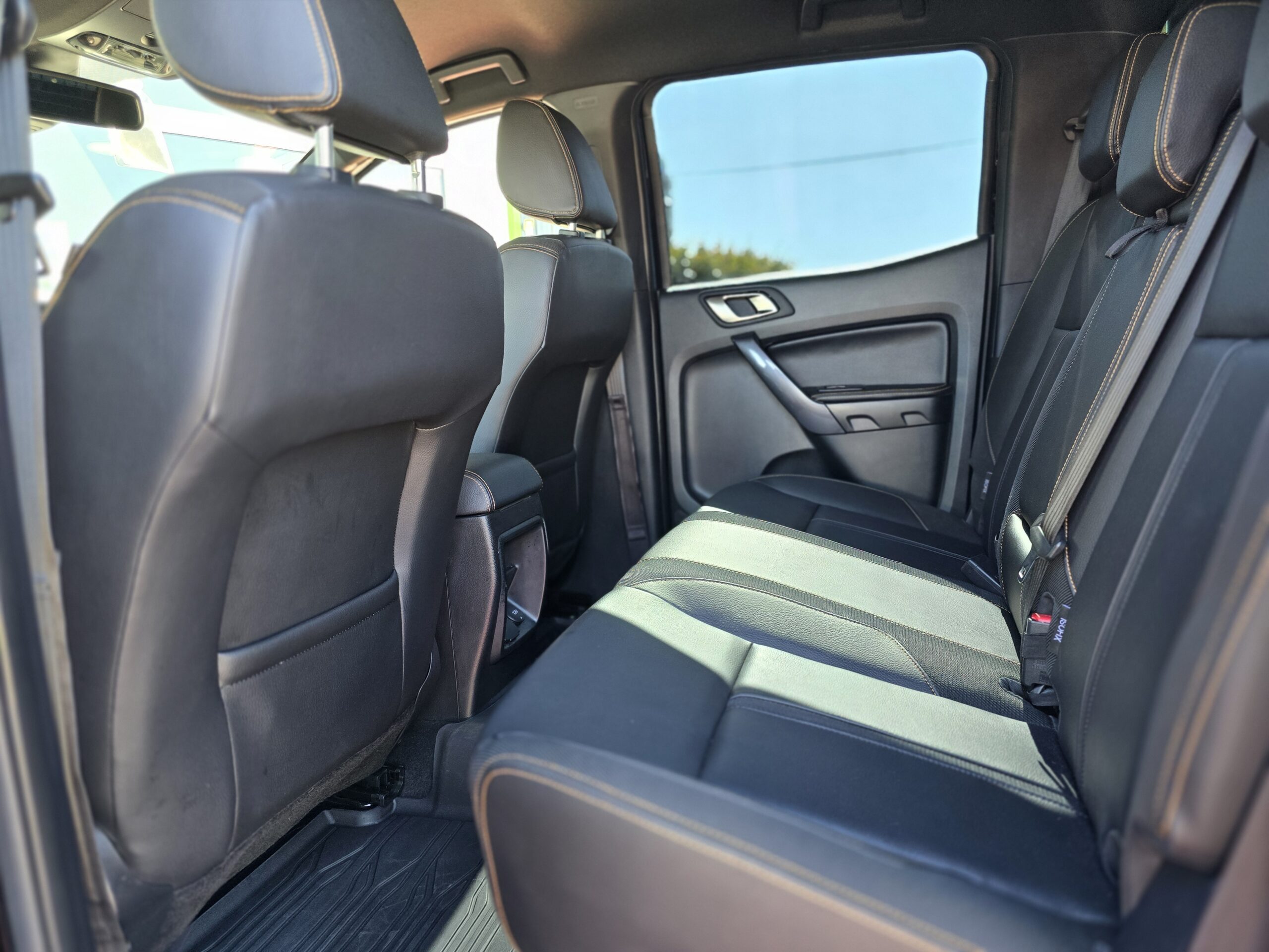 Photo Ford Ranger Double Cabine Wildtrak 2.0 Ecoblue 213 BVA10 TVA RECUPERABLE