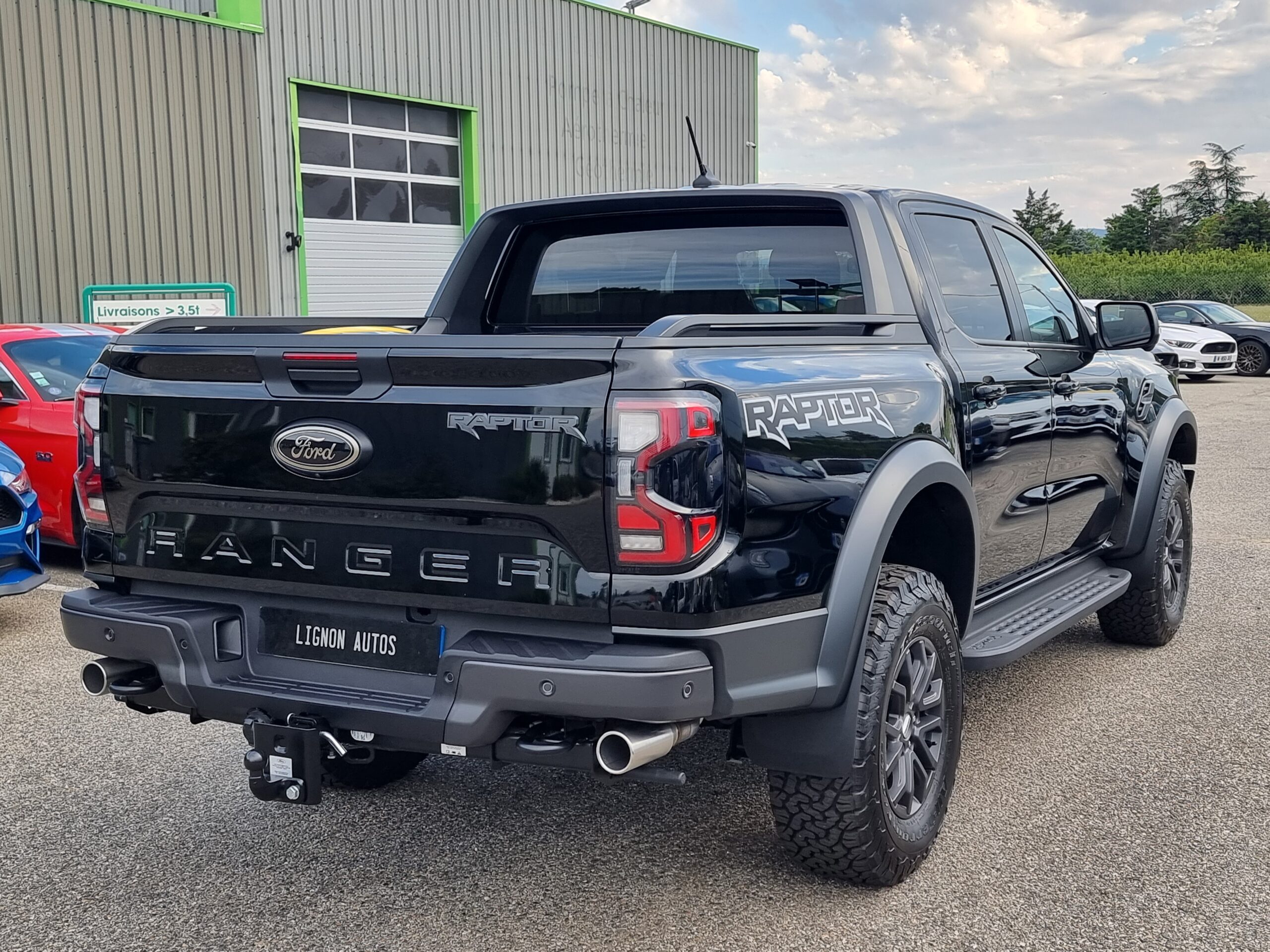 Photo Ford Ranger Raptor 3.0l Ecoboost V6 292cv 2024 PAS DE MALUS 4 PLACES TVA RECUPERABLE Disponible Immédiatement