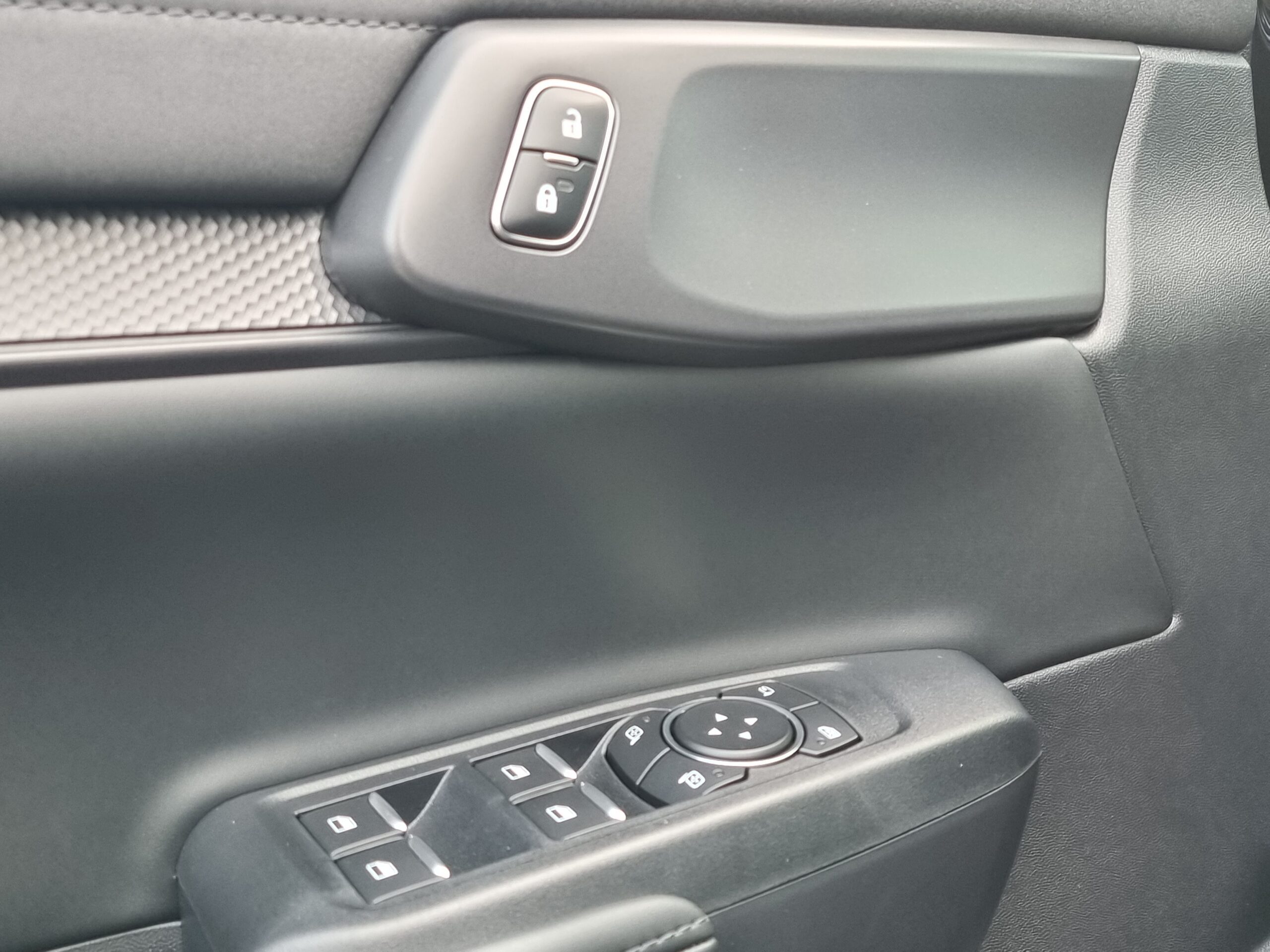 Photo Ford Ranger Raptor 3.0l Ecoboost V6 292cv 2024 PAS DE MALUS 4 PLACES TVA RECUPERABLE Disponible Immédiatement