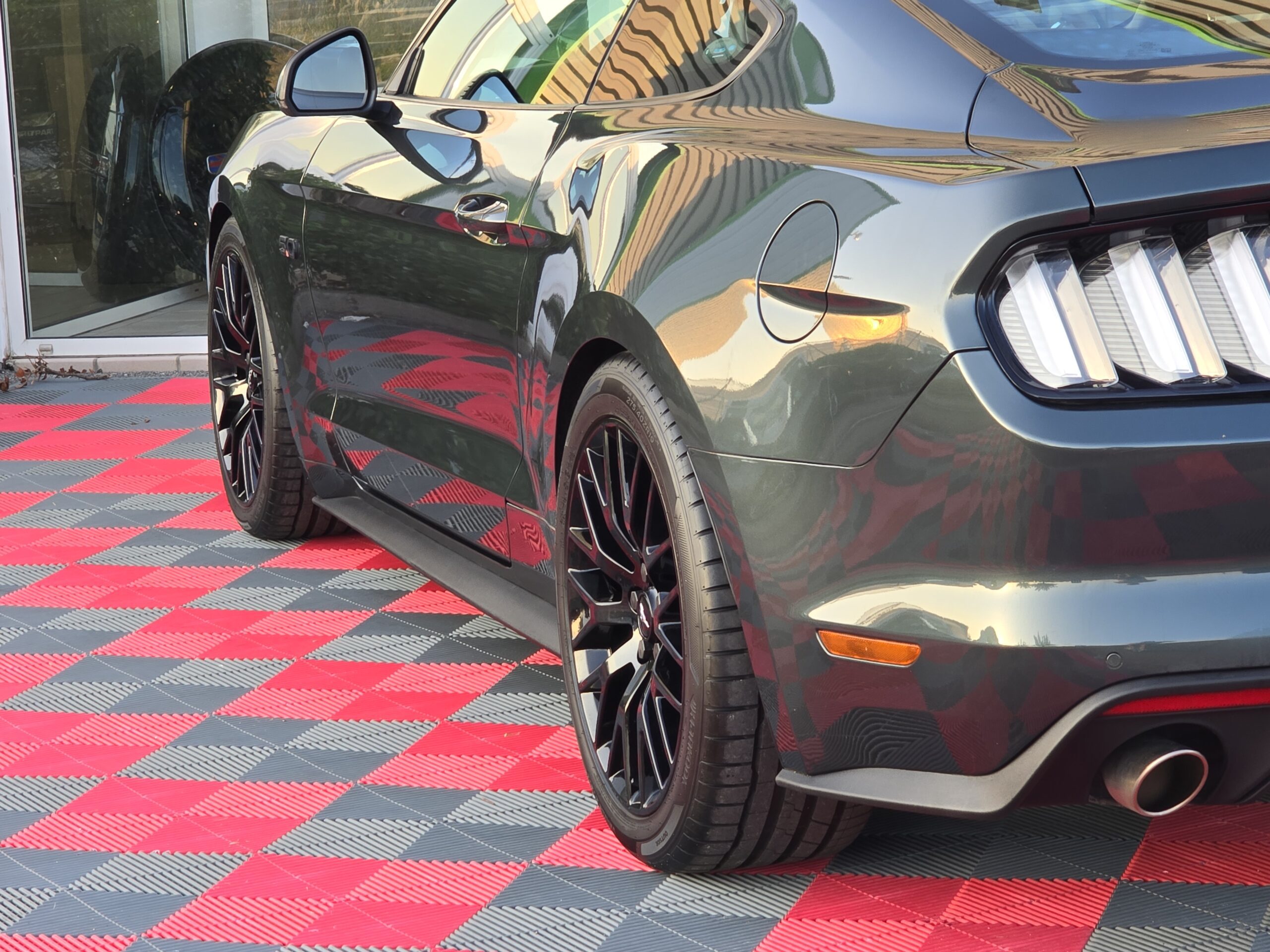 Photo Ford Mustang Fastback GT 5.0l V8 421 Premium BVA