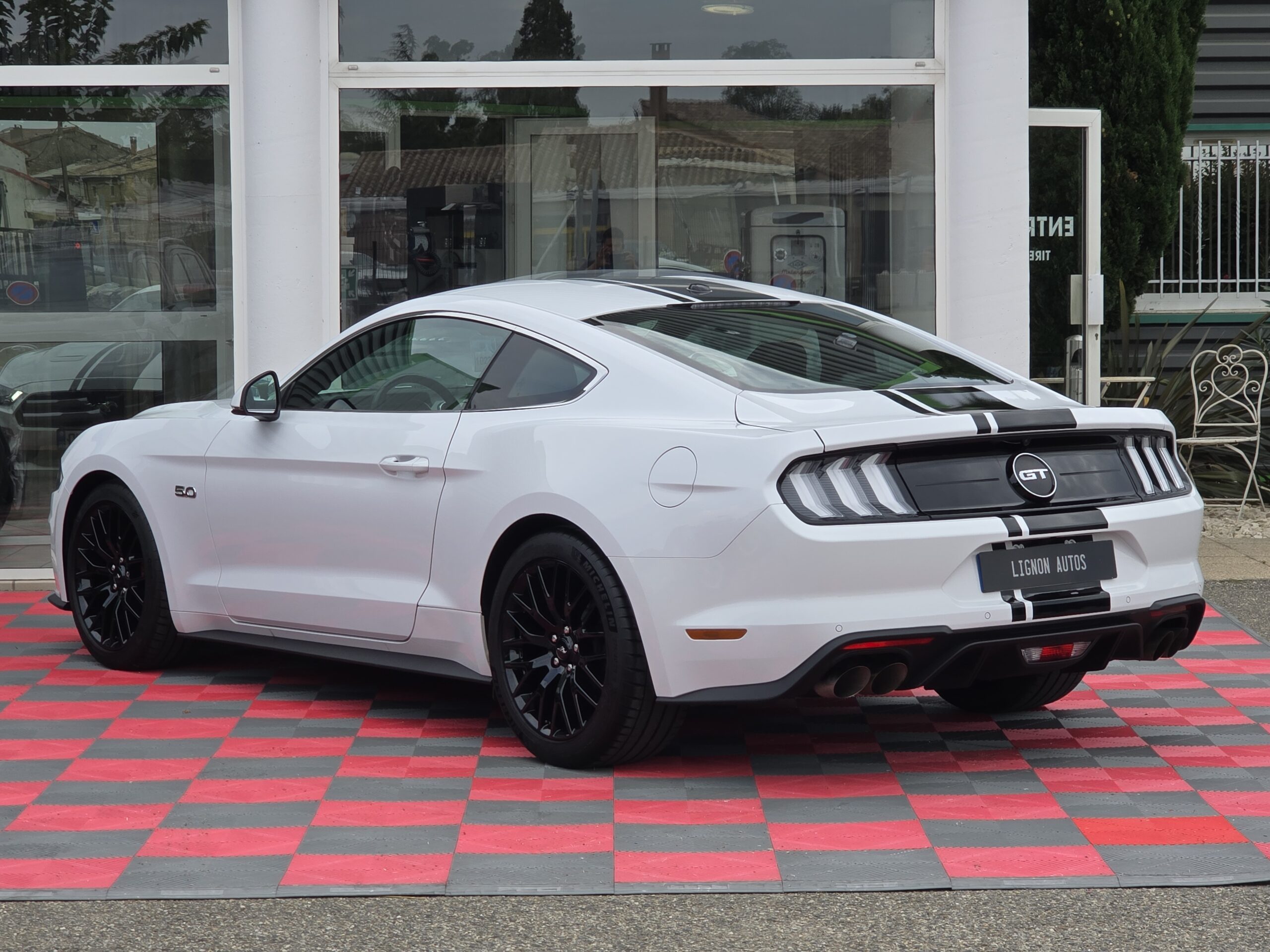 Photo Ford Mustang V8 Fastback Gt 450ch Bva10 Premium + Magneride