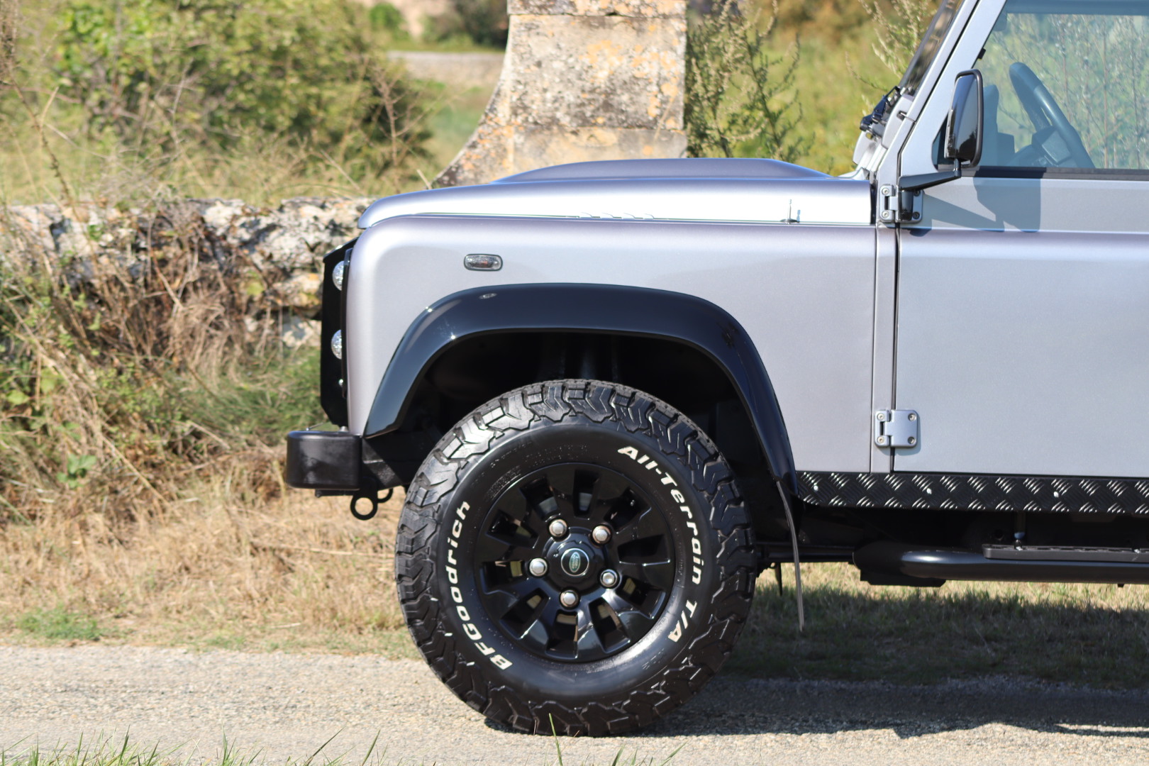 Photo Land Rover Defender 90 td4 2.2 Hard Top Utilitaire "SE"