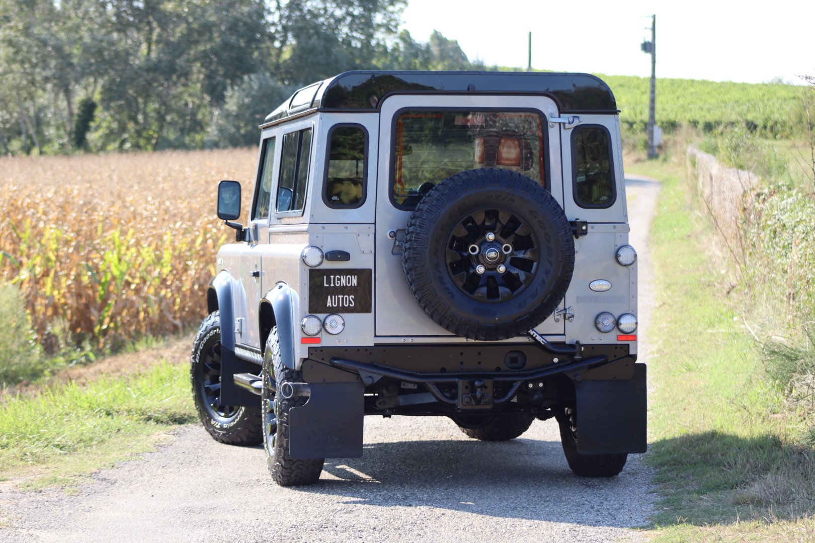 Photo Land Rover Defender 90 td4 2.2 Hard Top Utilitaire "SE"