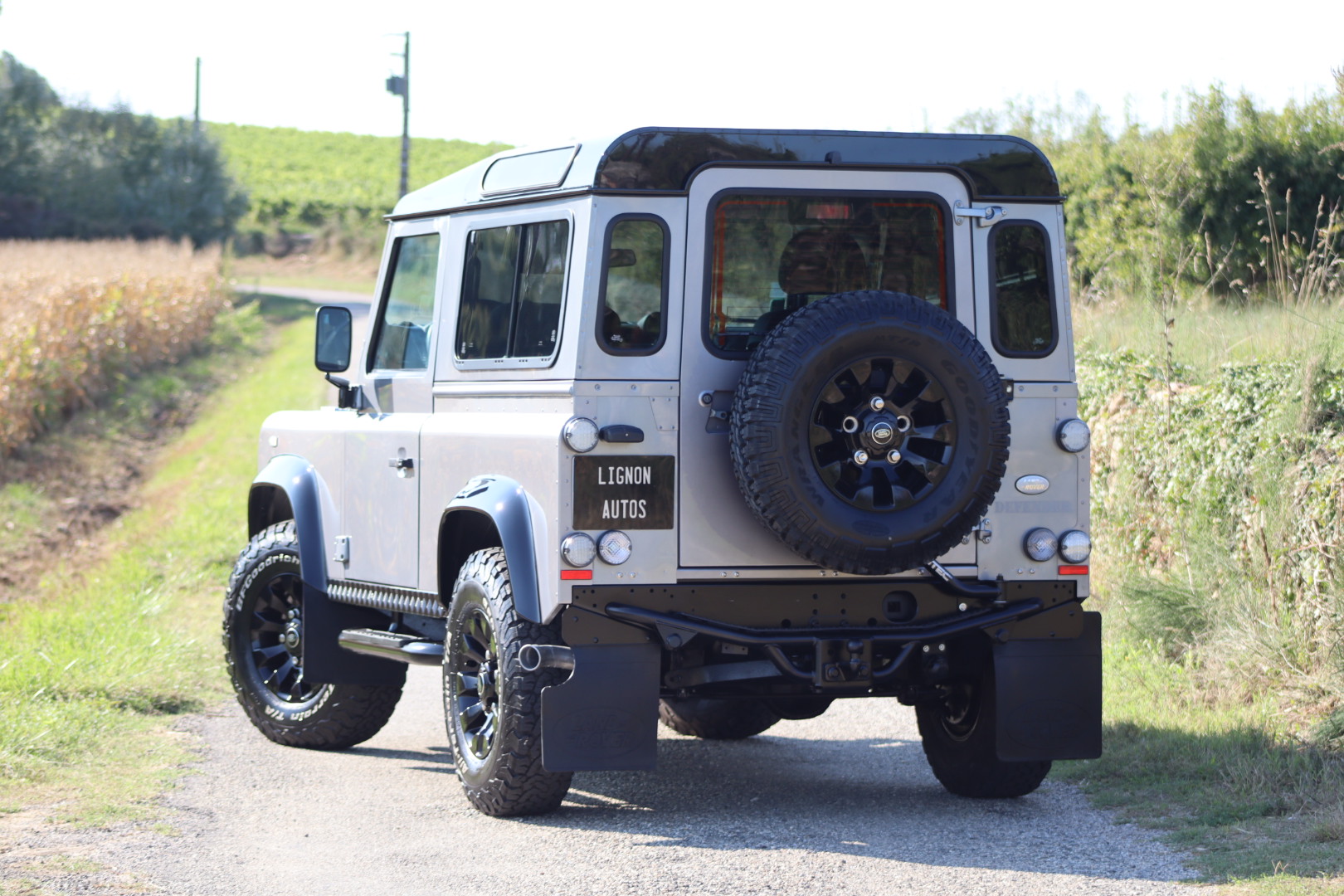 Photo Land Rover Defender 90 td4 2.2 Hard Top Utilitaire "SE"