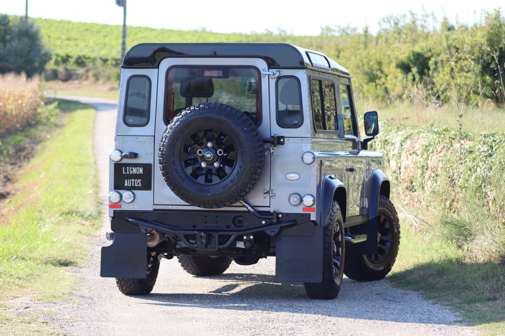 Photo Land Rover Defender 90 td4 2.2 Hard Top Utilitaire "SE"