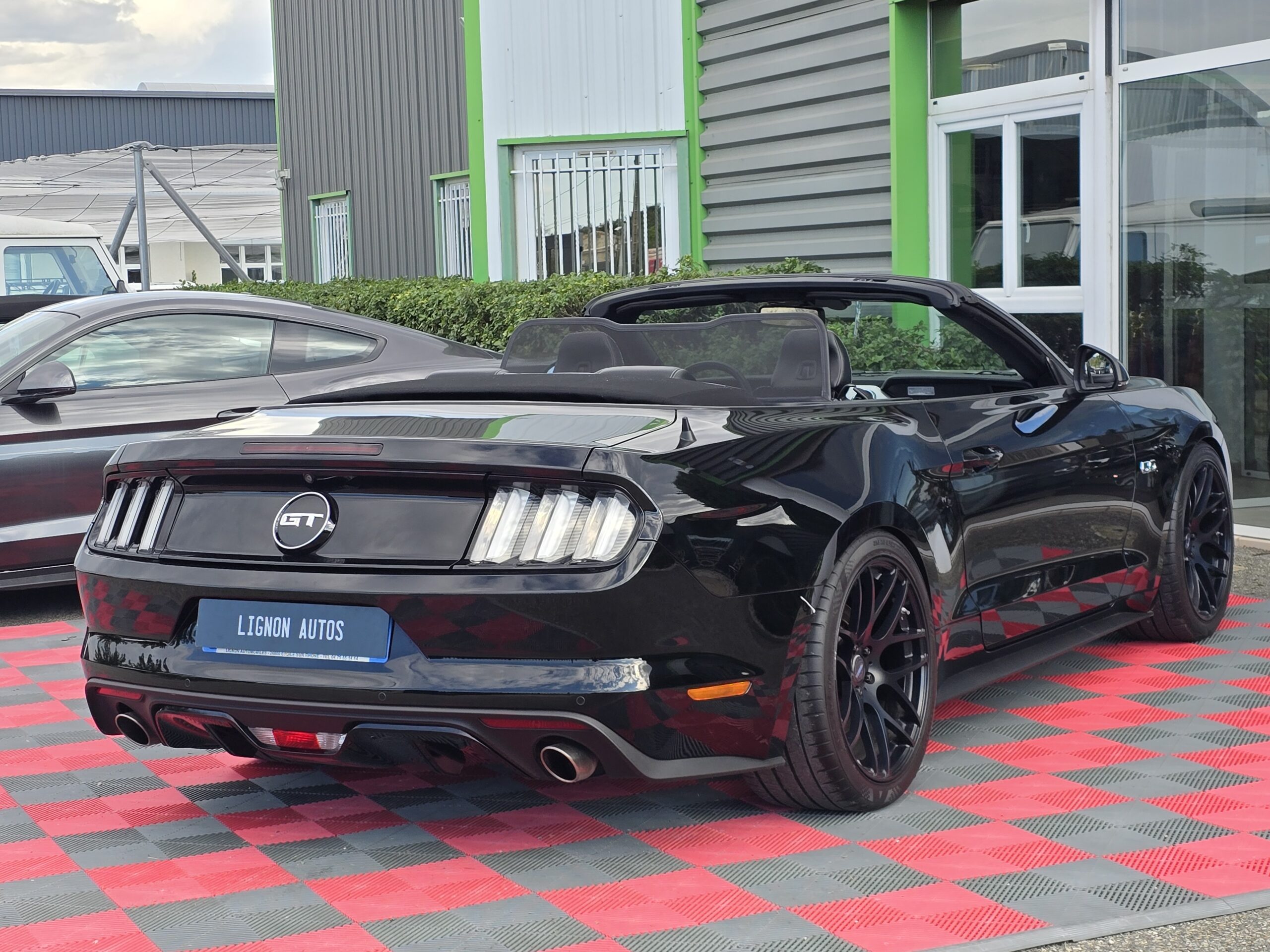 Photo Ford Mustang GT 5.0 v8 Cabriolet 421 BVA