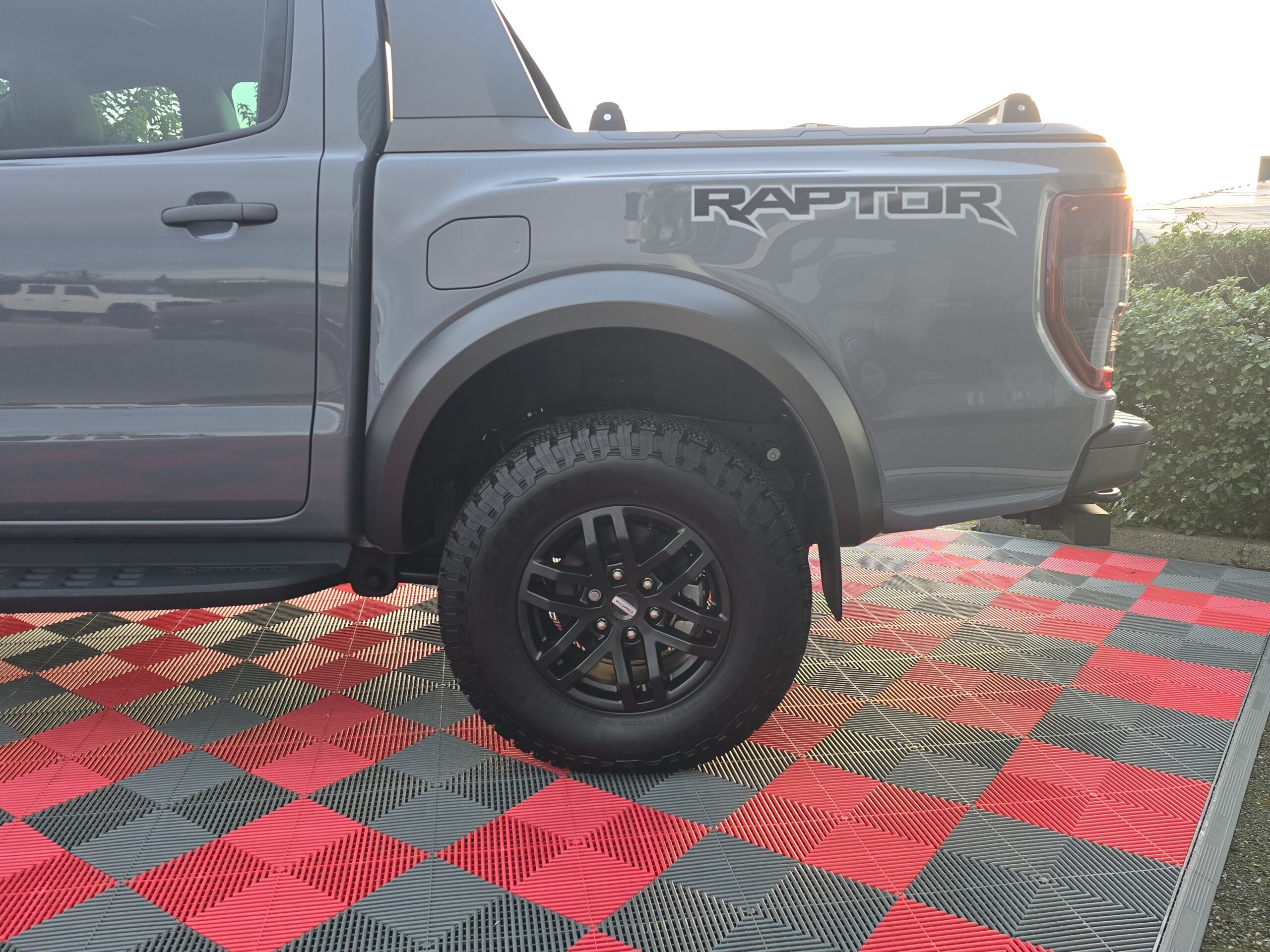 Photo Ford Ranger Raptor NEUF Double Cabine 2.0 TDCi 213 EcoBlue BVA10 TVA RECUPERABLE 