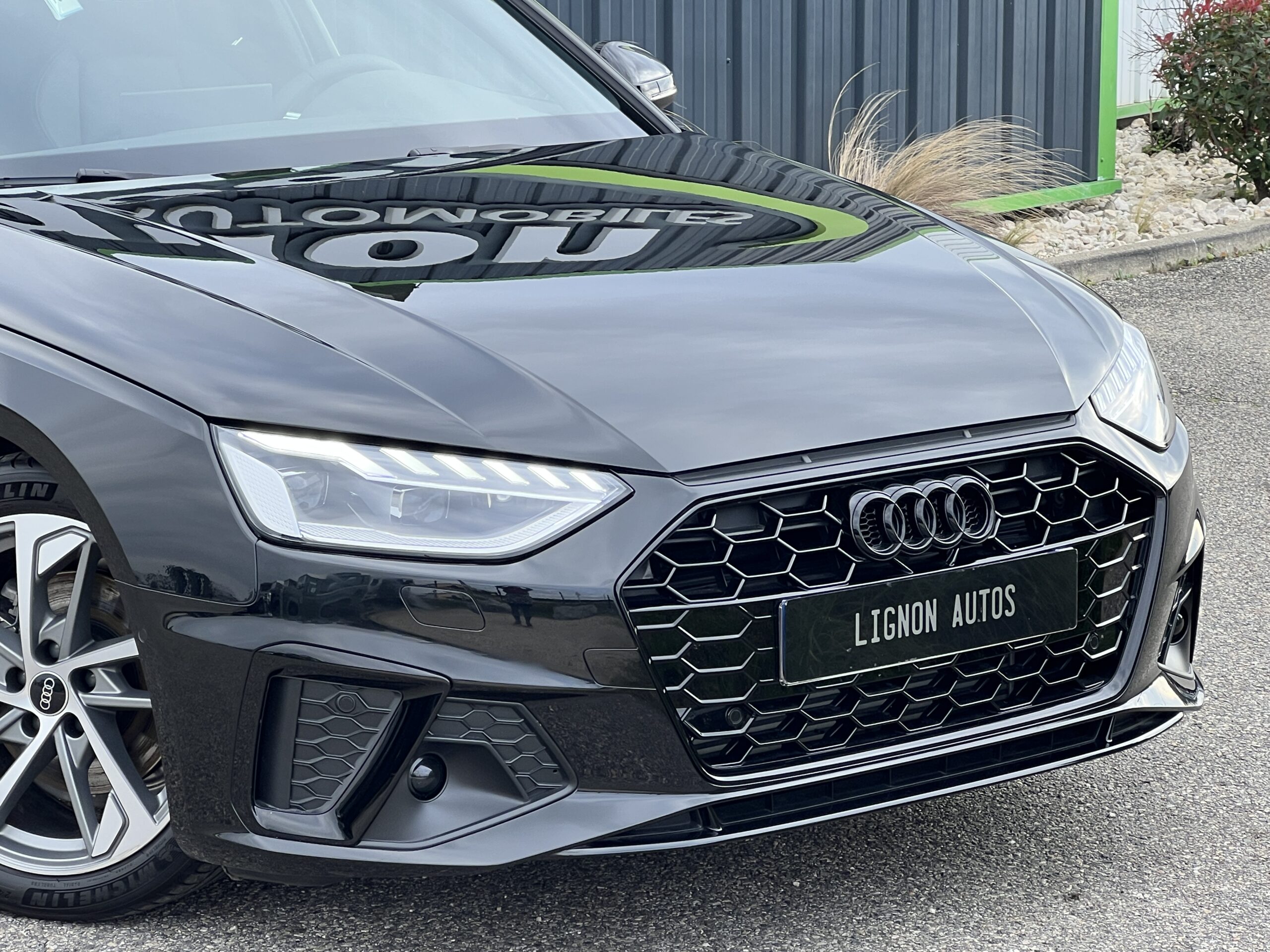 Photo Audi A4 Avant 35 TFSI 150 ch S-TRONIC 7  S-Line Origine France 1ère main