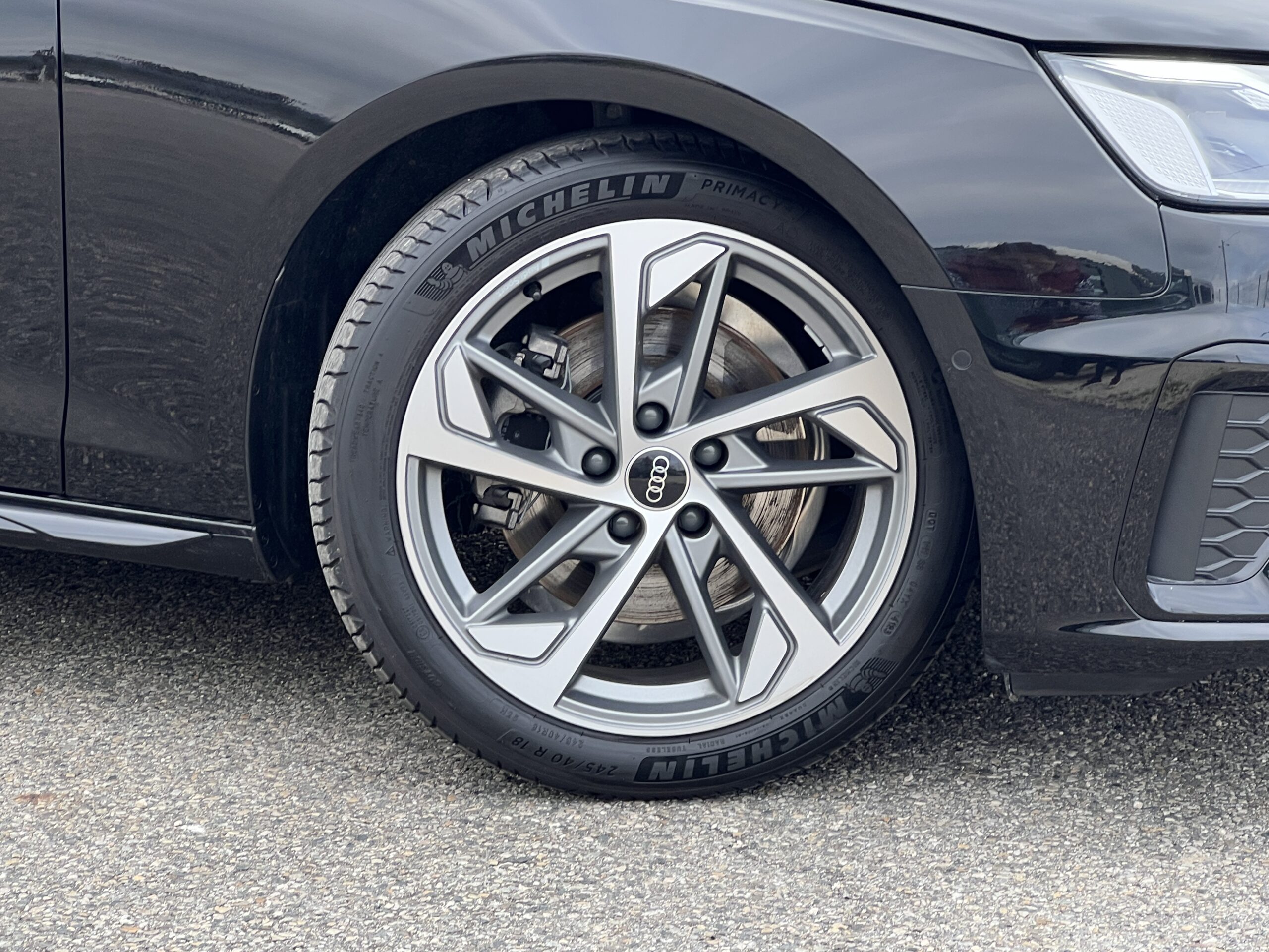 Photo Audi A4 Avant 35 TFSI 150 ch S-TRONIC 7  S-Line Origine France 1ère main