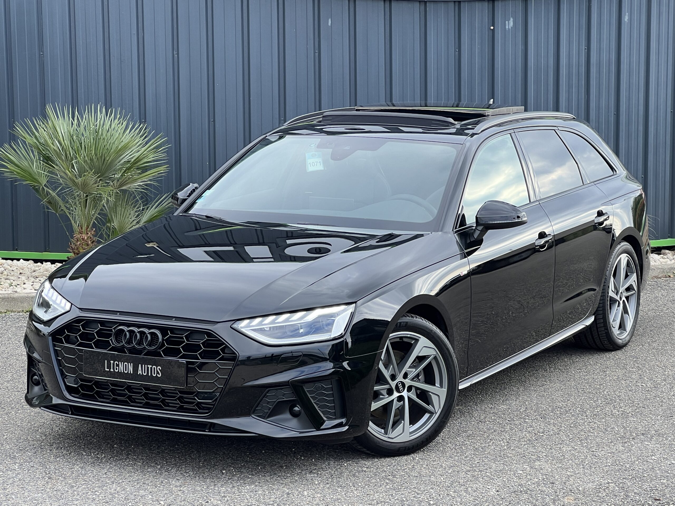 Photo Audi A4 Avant 35 TFSI 150 ch S-TRONIC 7  S-Line Origine France 1ère main