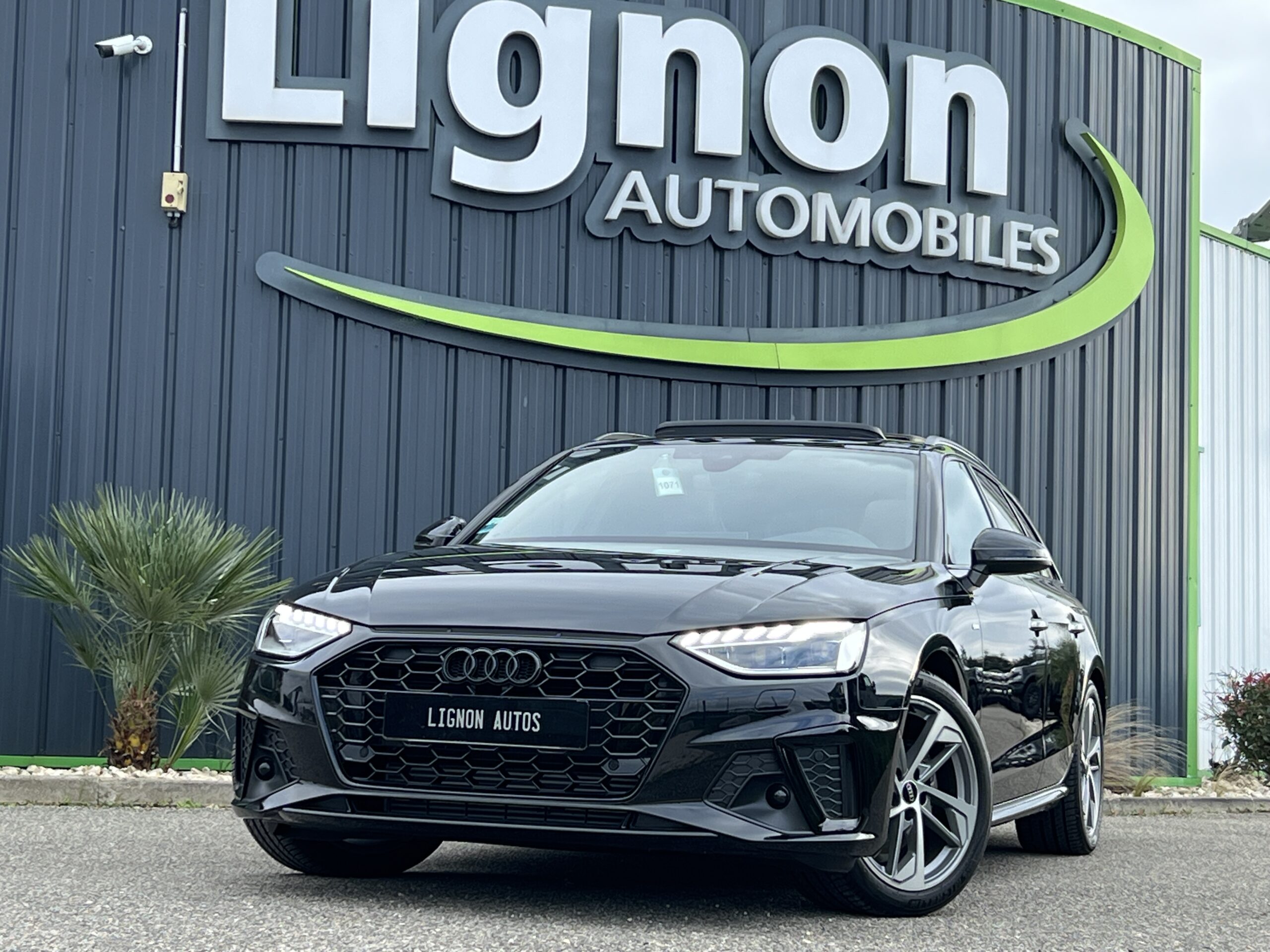 Photo Audi A4 Avant 35 TFSI 150 ch S-TRONIC 7  S-Line Origine France 1ère main