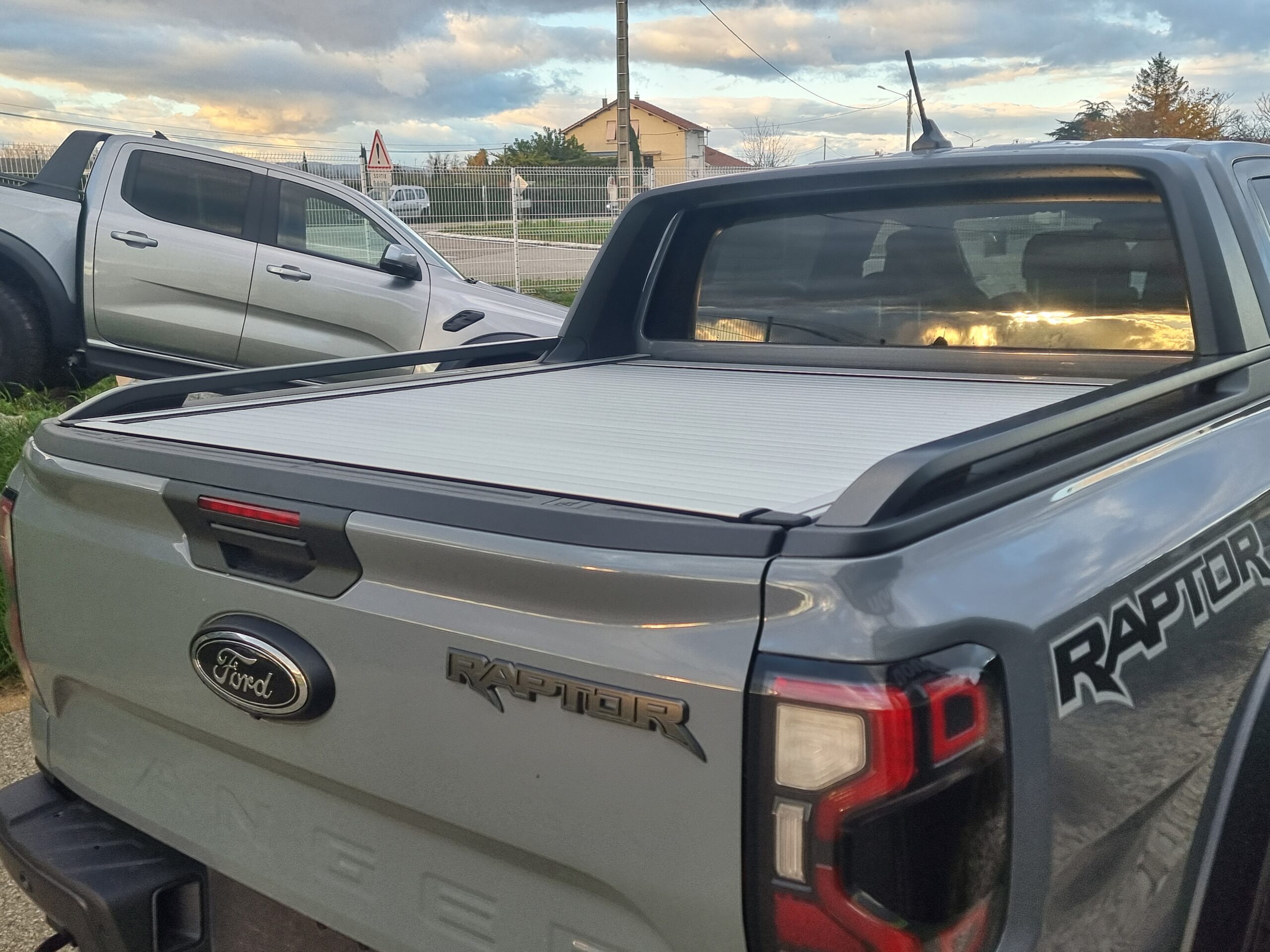 Photo Ford Ranger Raptor 09/2024 2.0 Diesel 210 CV BVA10 Dispo Immediatement TVA RECUPERABLE Garantie 5 ans