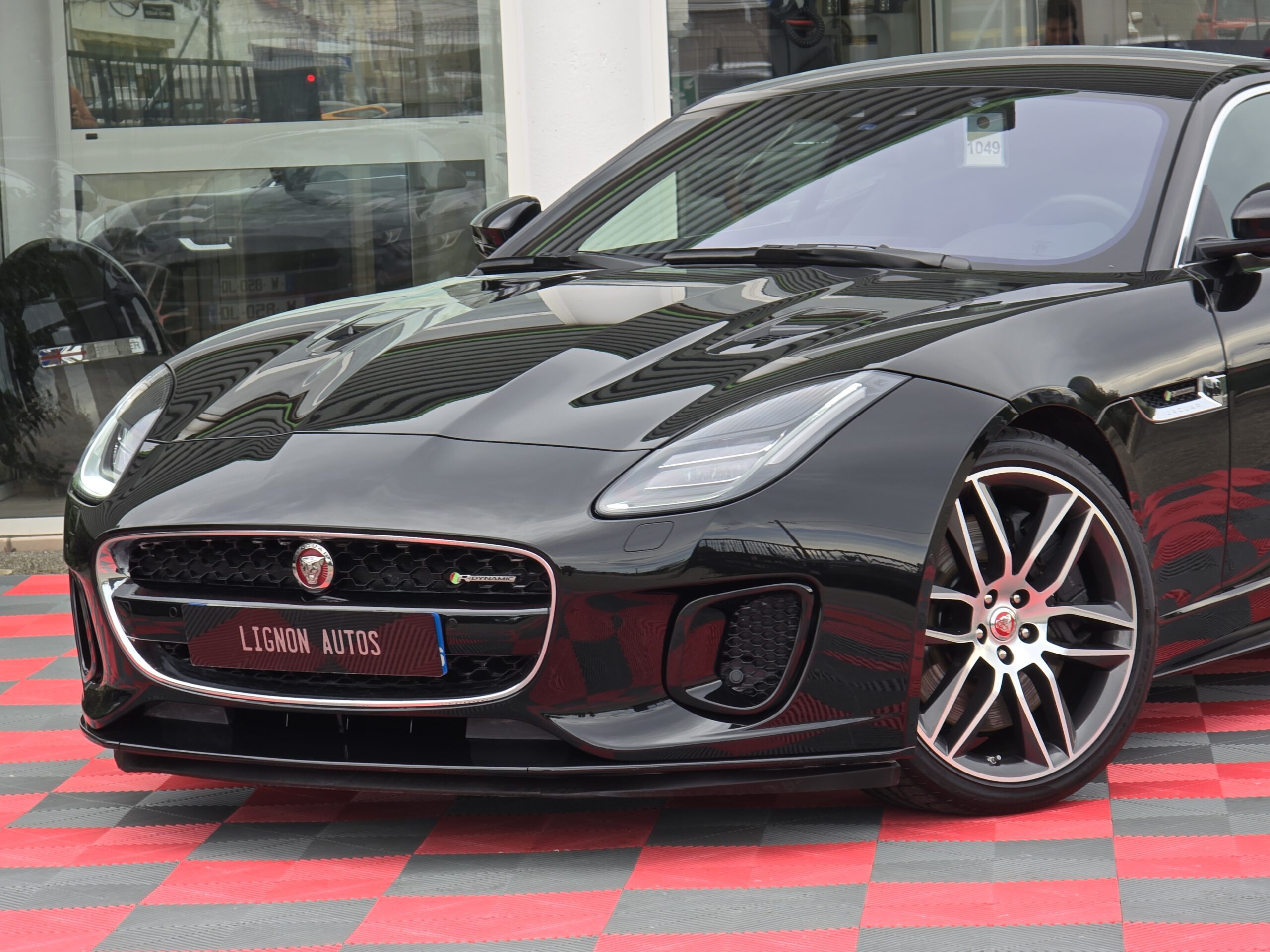 Photo Jaguar F-type Coupé P 380 R-Dynamic AWD BVA8