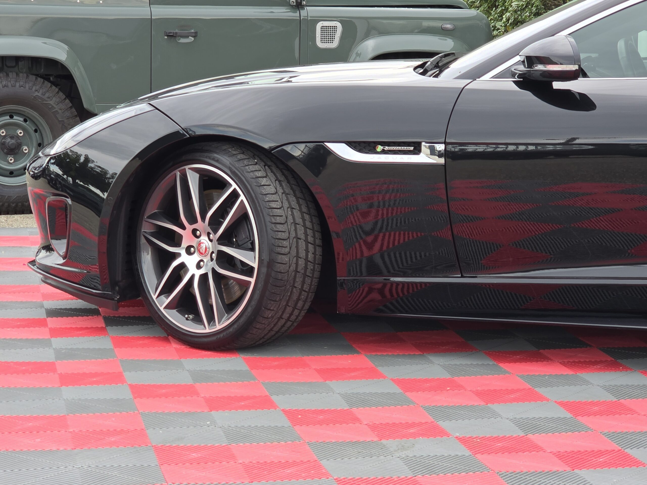 Photo Jaguar F-type Coupé P 380 R-Dynamic AWD BVA8