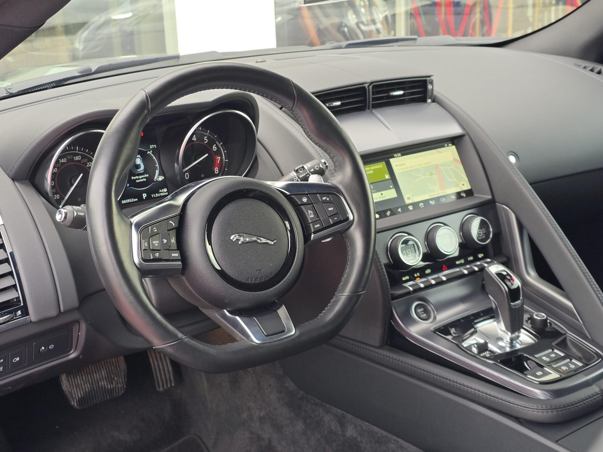 Photo Jaguar F-type Coupé P 380 R-Dynamic AWD BVA8