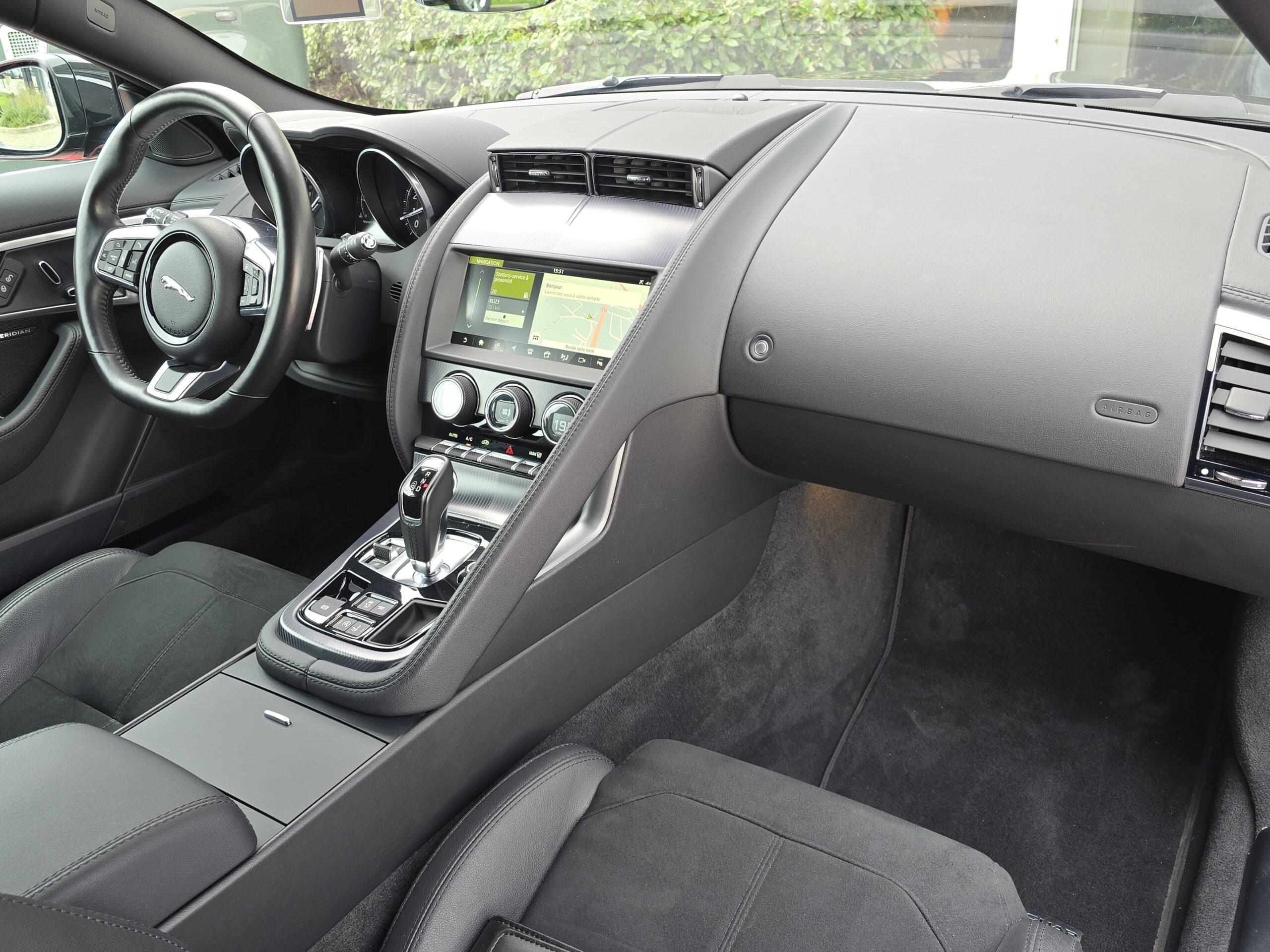 Photo Jaguar F-type Coupé P 380 R-Dynamic AWD BVA8