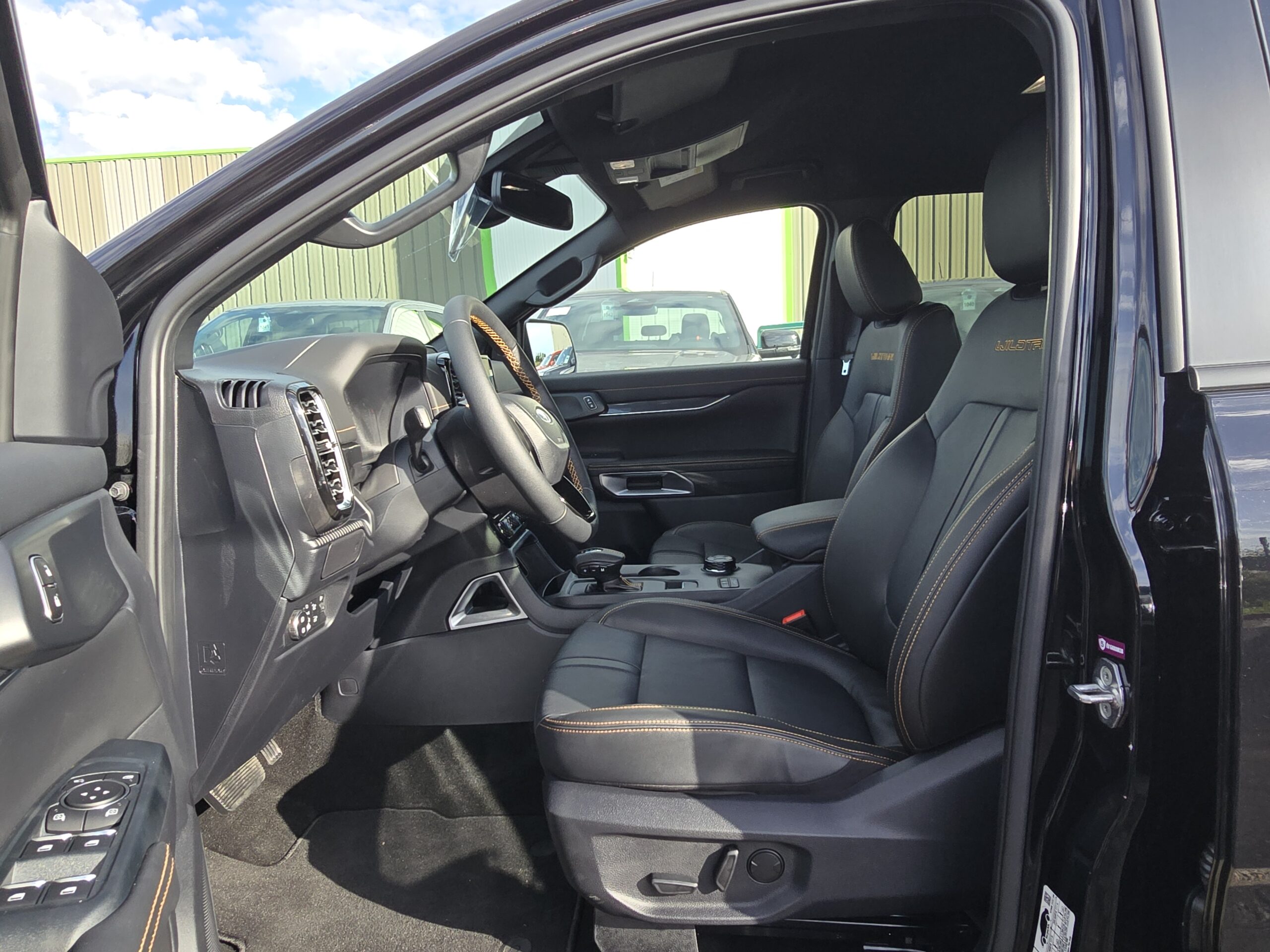 Photo Ford Ranger Wildtrak Double Cabine 2.0 ECOBLUE 205 CH TVA RECUPERABLE Garantie 5 ans
