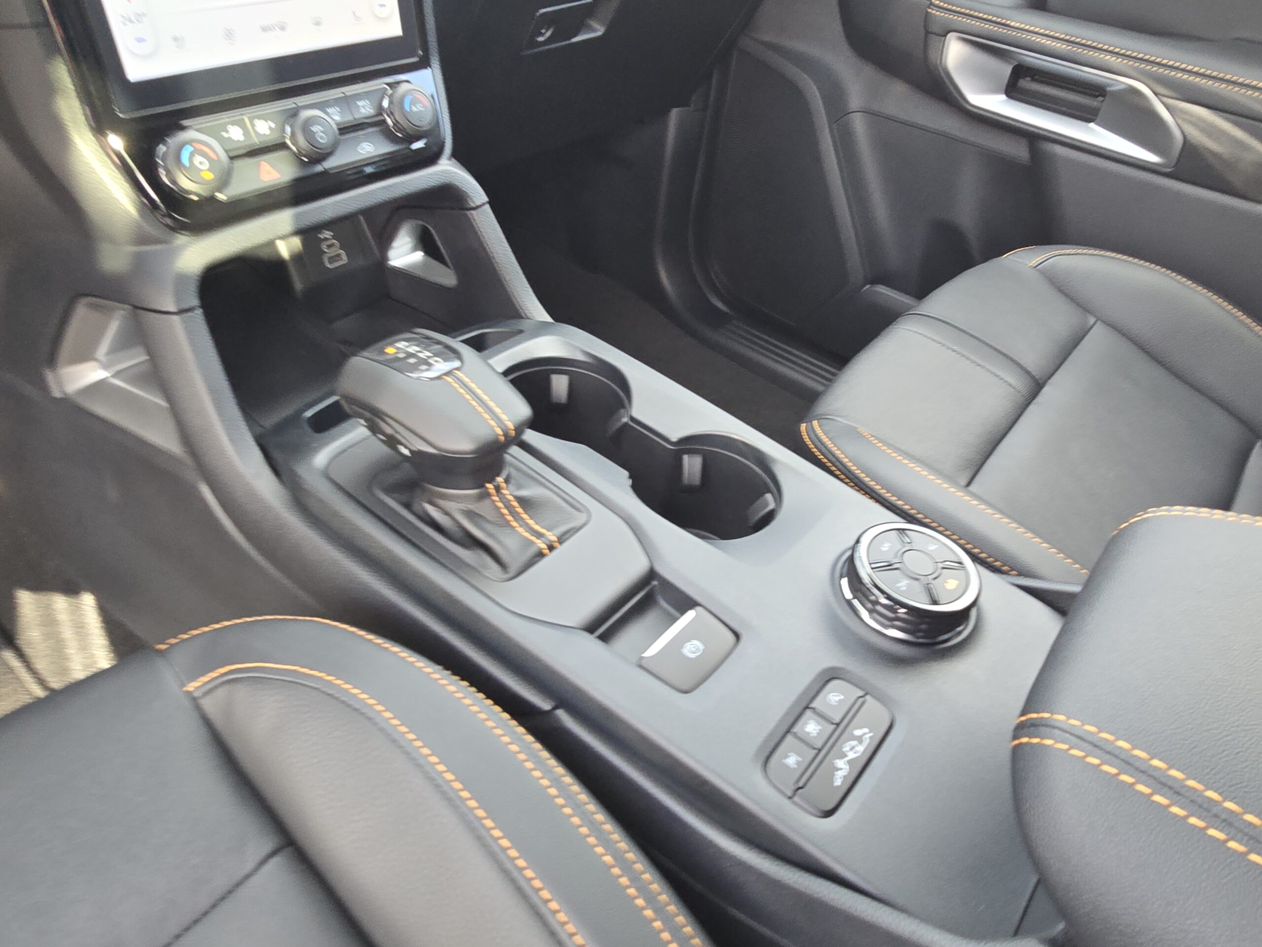 Photo Ford Ranger Wildtrak Double Cabine 2.0 ECOBLUE 205 CH TVA RECUPERABLE Garantie 5 ans