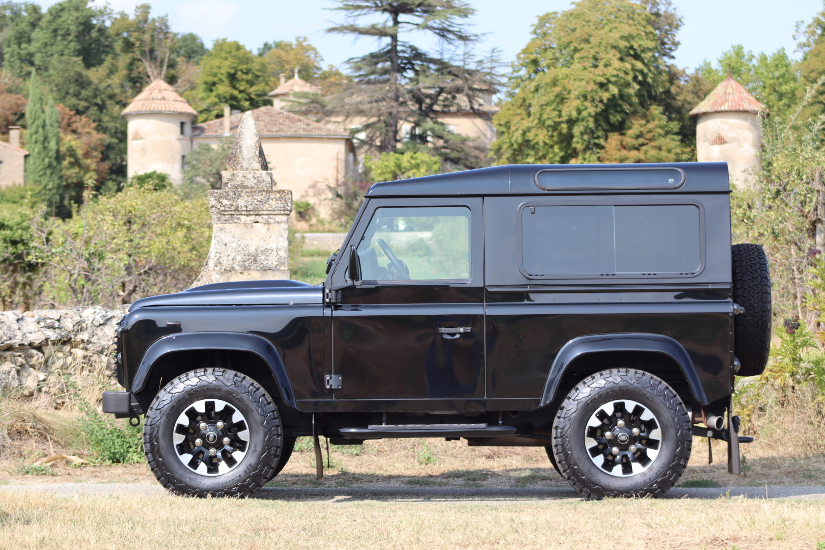 Photo Land Rover Defender 90 td4 2.2 sw 4 places