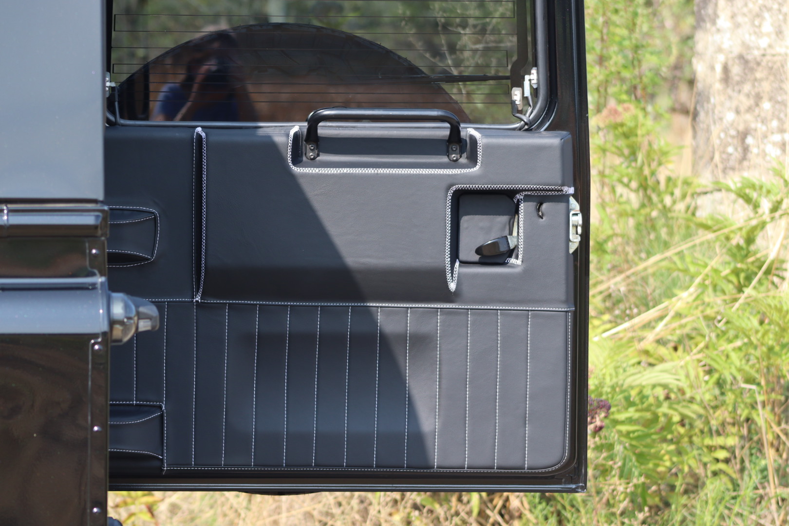 Photo Land Rover Defender 90 td4 2.2 sw 4 places