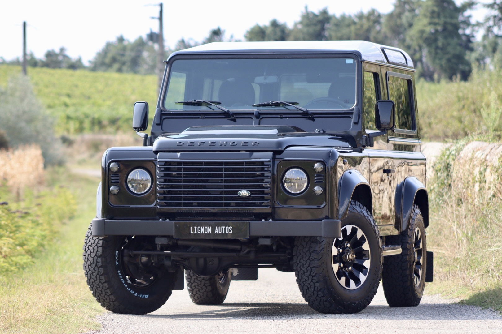 Photo Land Rover Defender 90 td4 2.2 sw 4 places