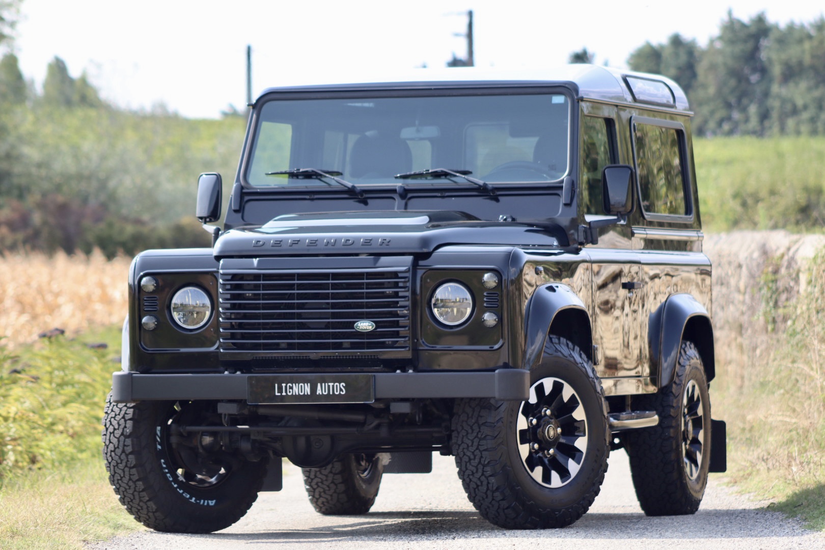 Photo Land Rover Defender 90 td4 2.2 sw 4 places