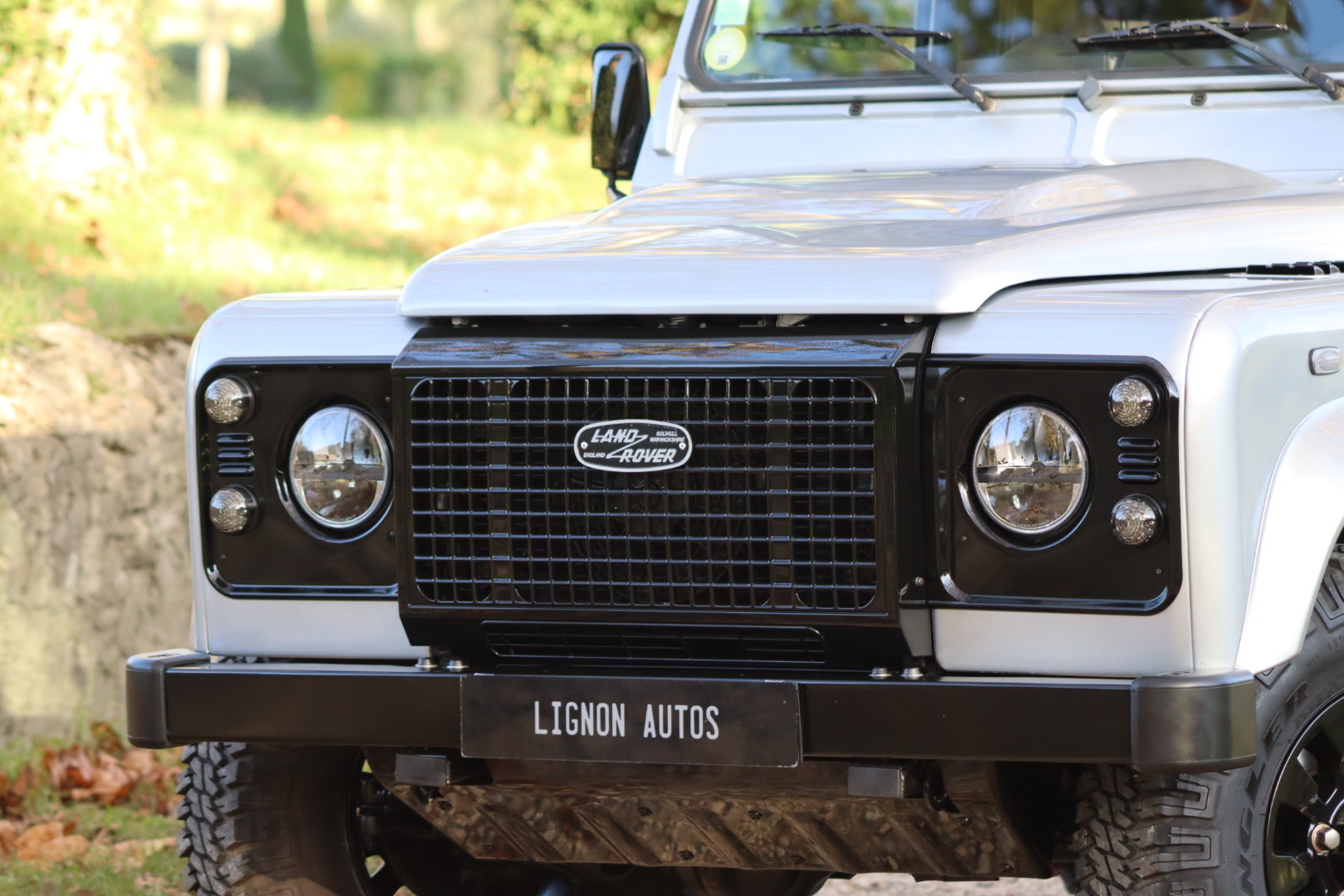 Land Rover Defender 90 td4 sw 4 places "Indus Silver"